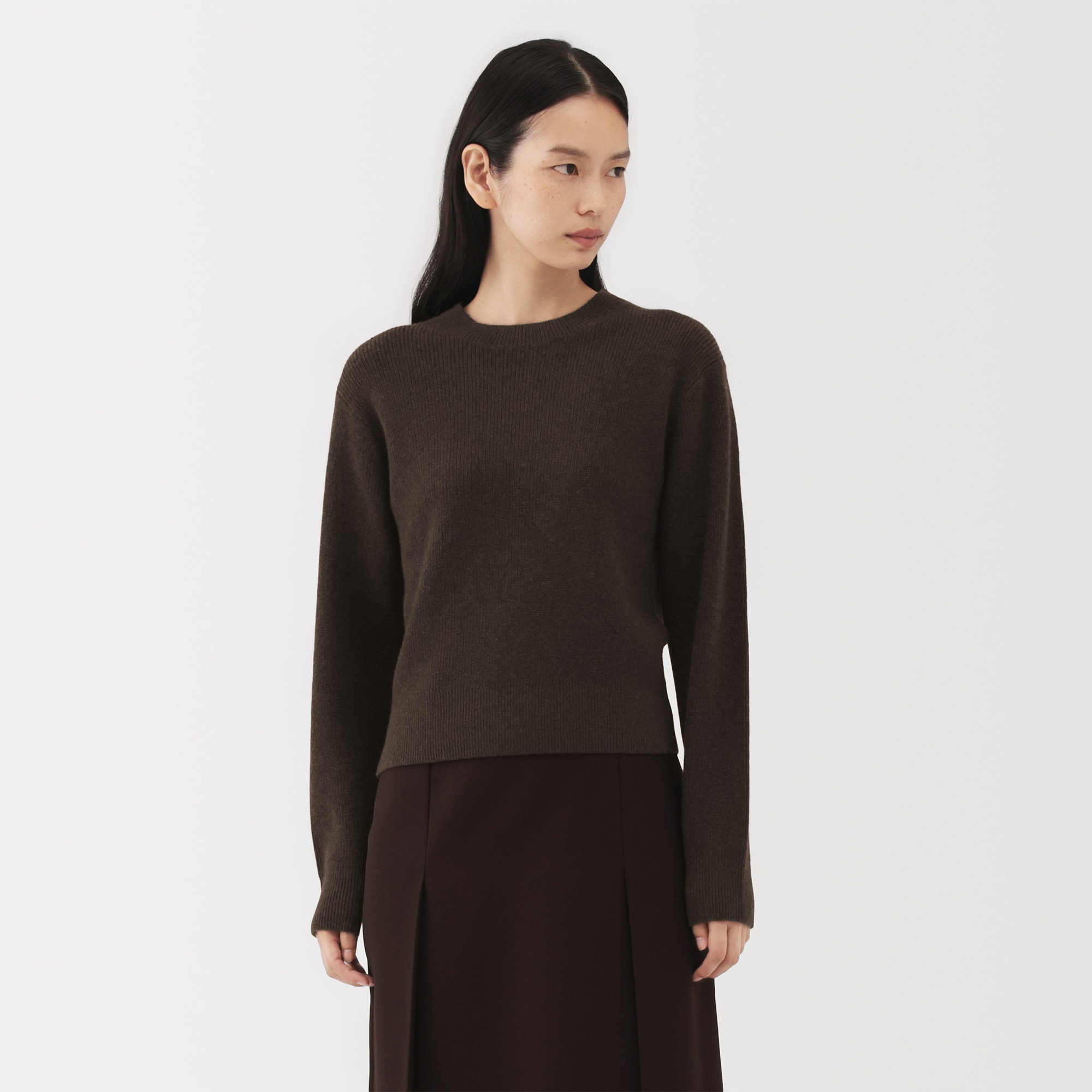 婦人　自然のまんまの色　ヤク畦編みクルーネックセーター