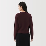 婦人　自然の色を生かして染色した　ヤク畦編みクルーネックセーター