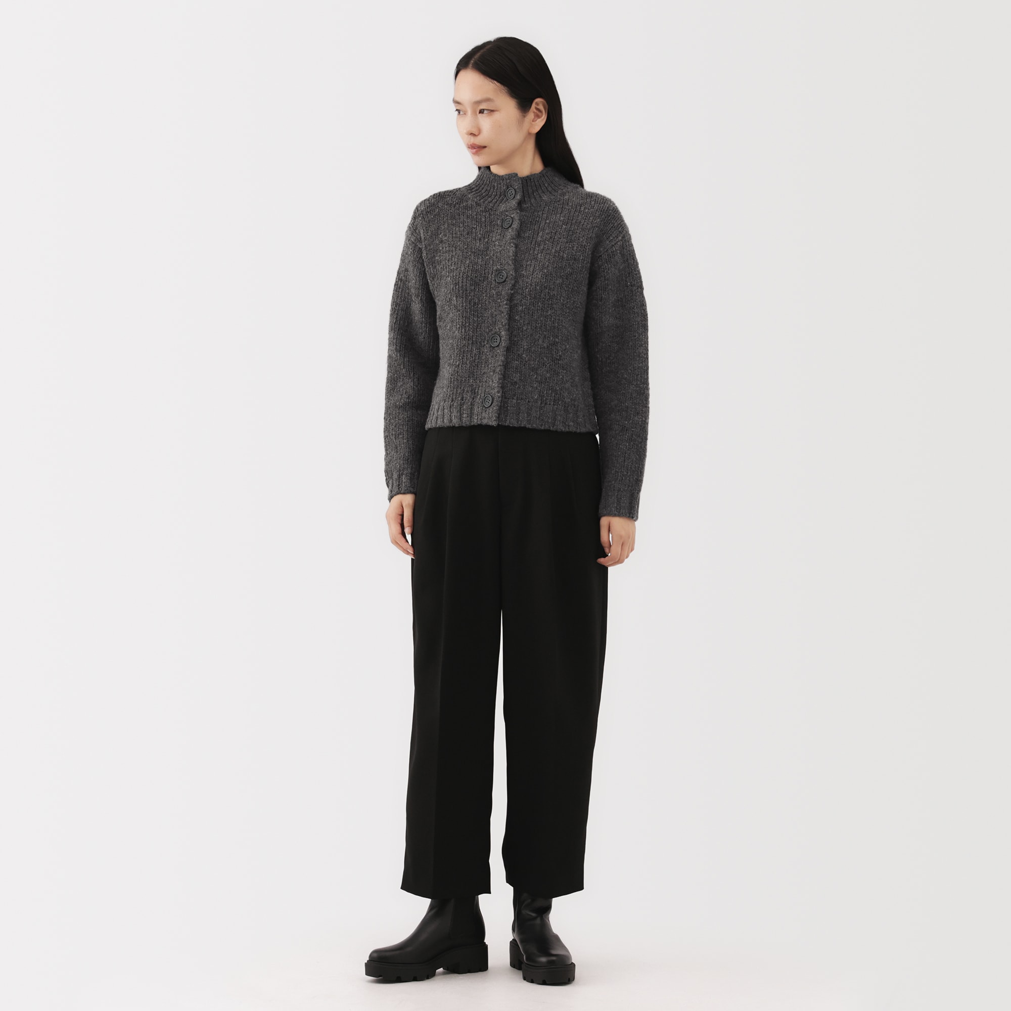 婦人　メリノウールローゲージショートカーディガン