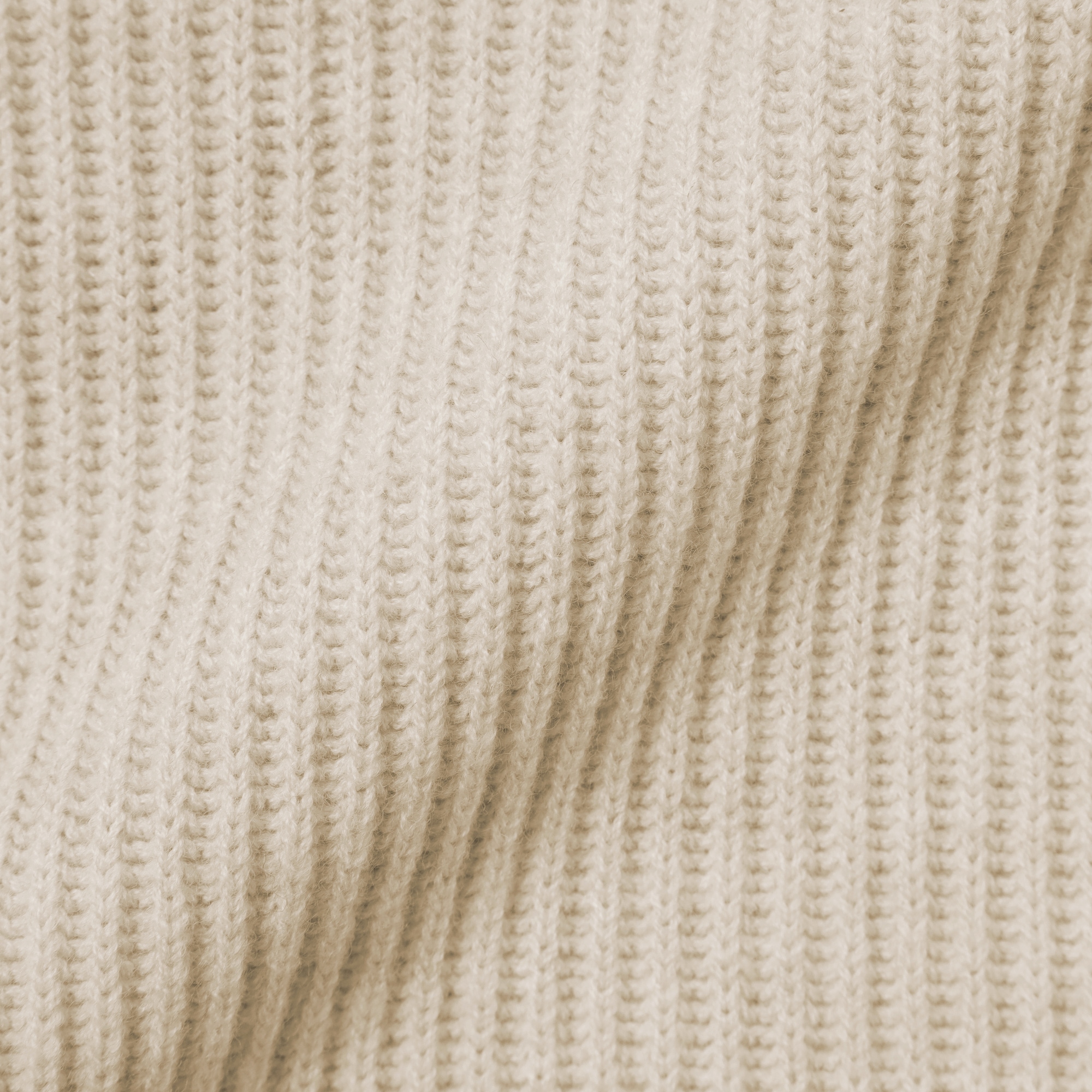 紳士　メリノウール畦編みエルボーパッチ付きクルーネックセーター