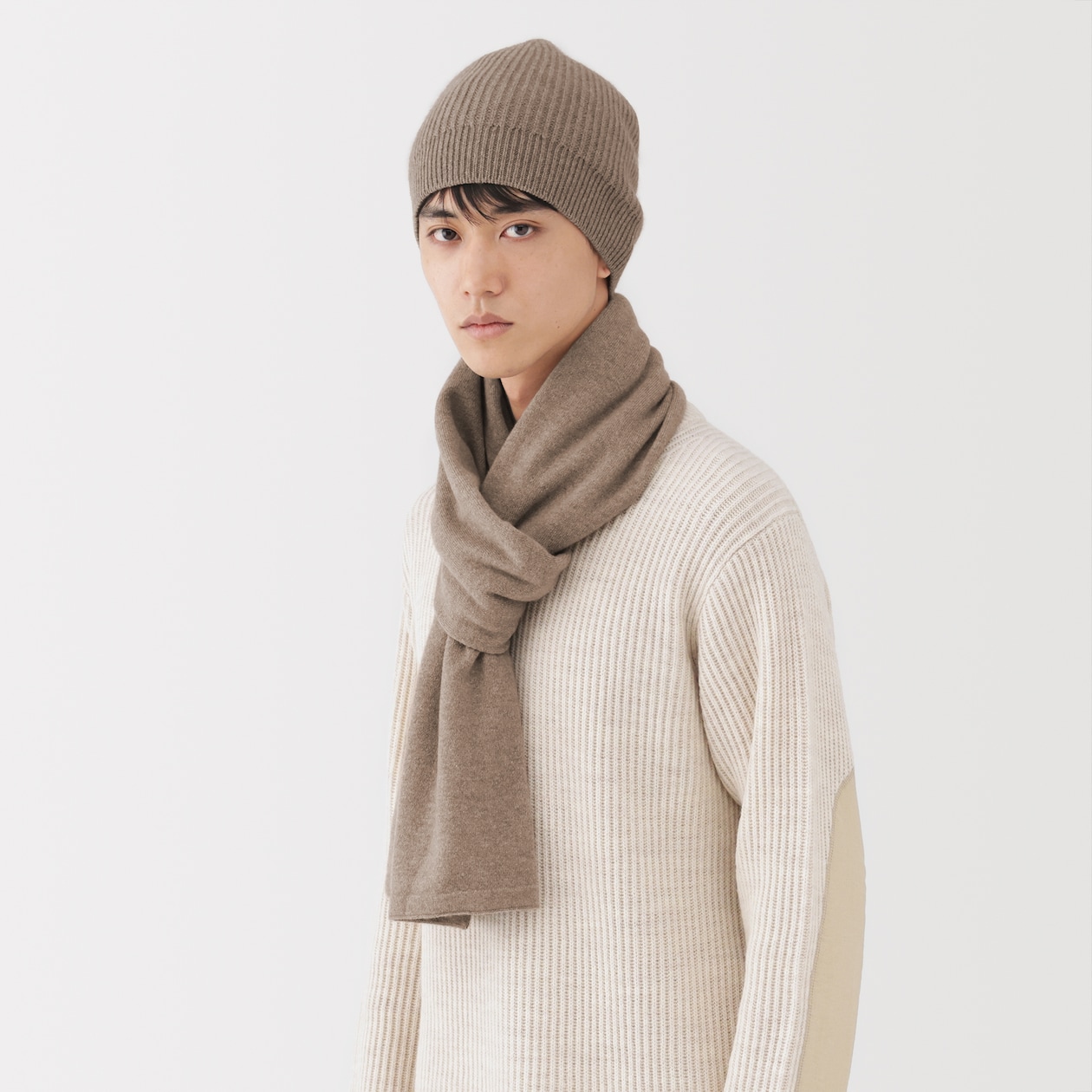自然のまんまの色　カシミヤニットキャップ
