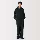 紳士　昔ながらの製法で編み立てたスウェットパーカ