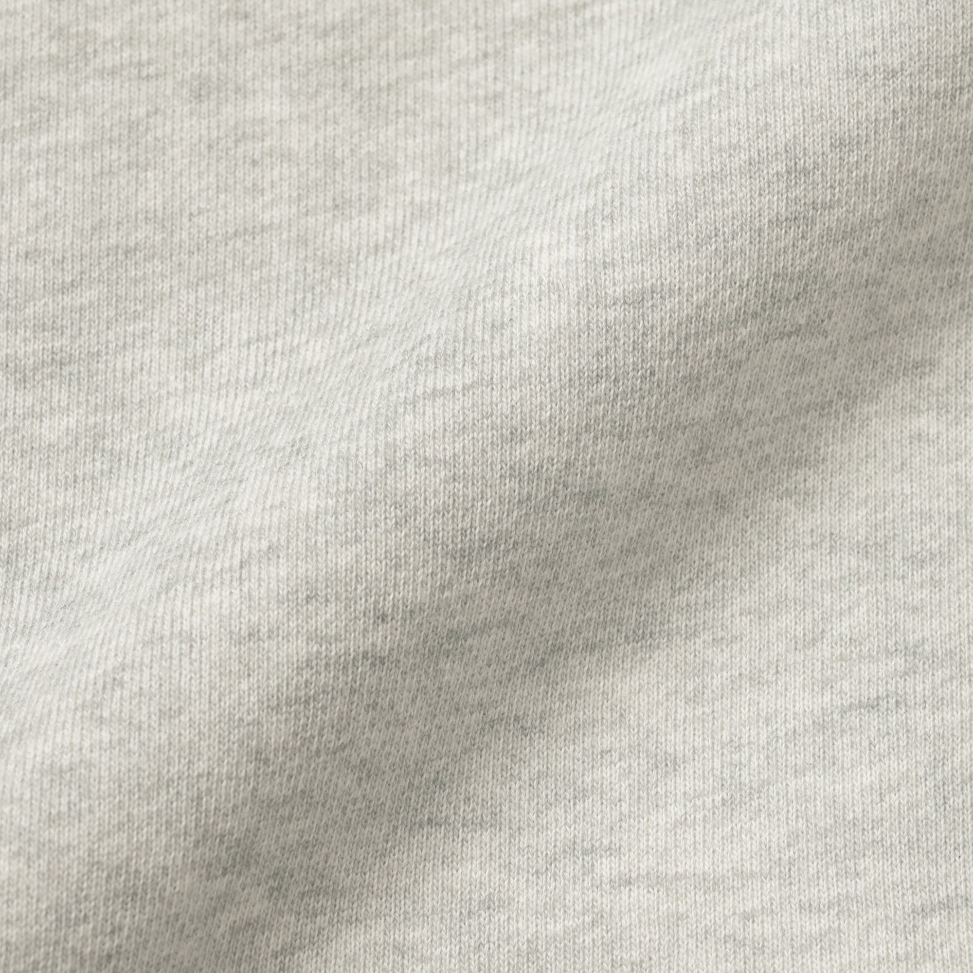 紳士　昔ながらの製法で編み立てたスウェットパーカ