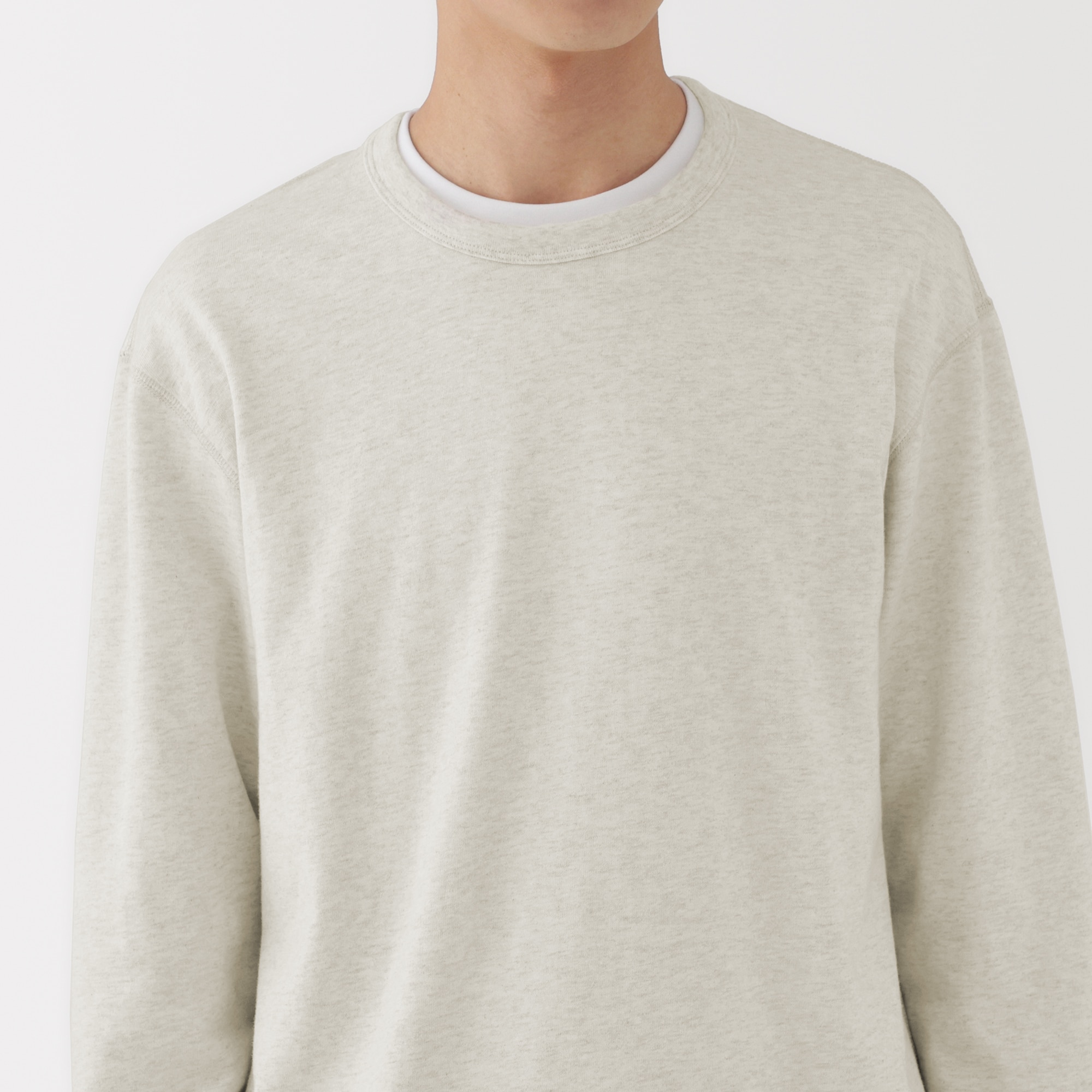 紳士　昔ながらの製法で編み立てた天竺クルーネック長袖Ｔシャツ