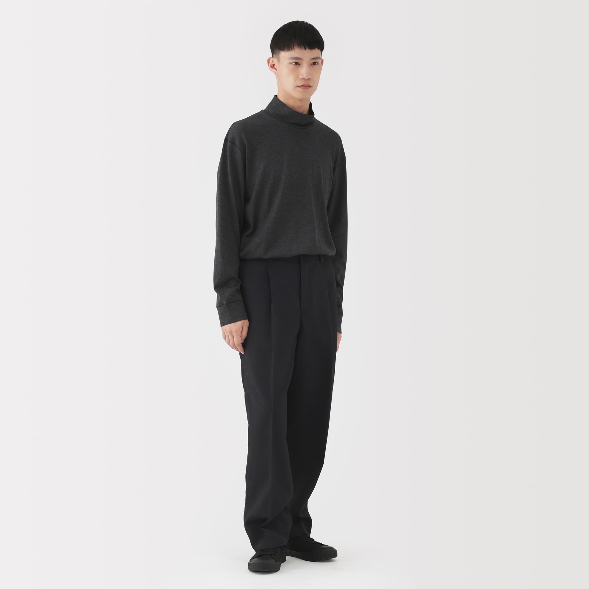 紳士　昔ながらの製法で編み立てた天竺ハイネック長袖Ｔシャツ