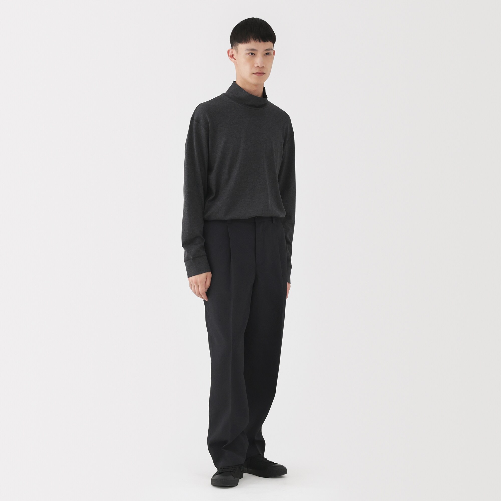 紳士　昔ながらの製法で編み立てた天竺ハイネック長袖Ｔシャツ