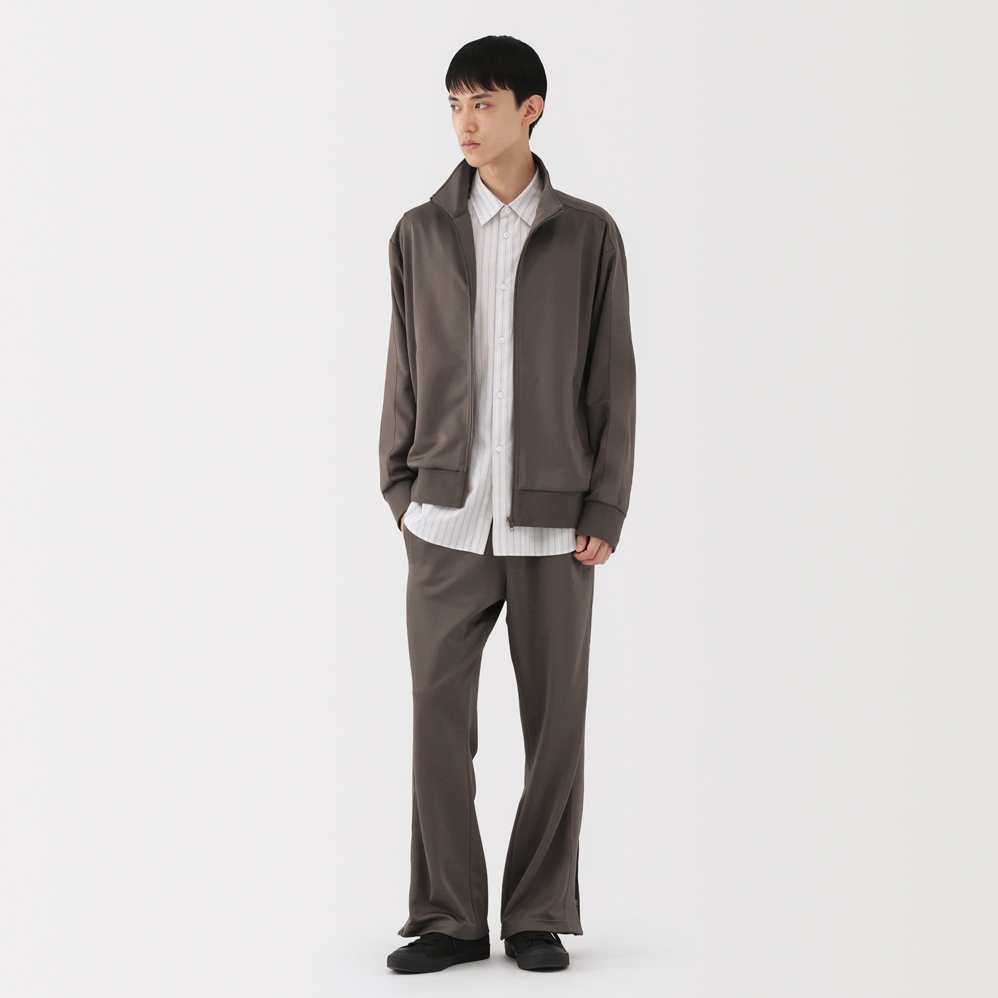 [完売品] MUJI Labo ユニフォーム素材でつくったイージーパンツブラウン ユニフォーム素材で作ったイージーパンツ紳士S・ブラウン Muji