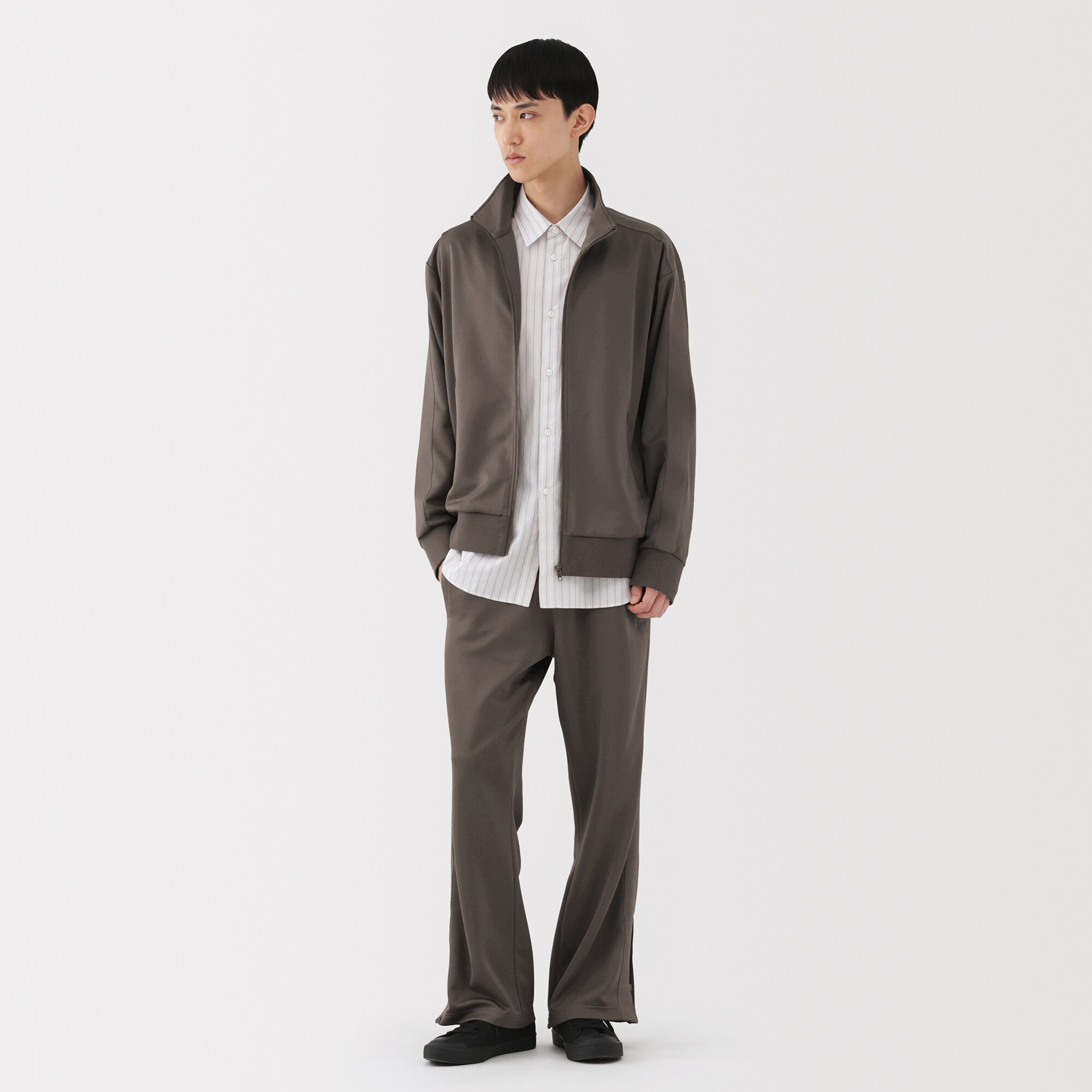 紳士　ユニフォーム素材で作ったトラックパンツ