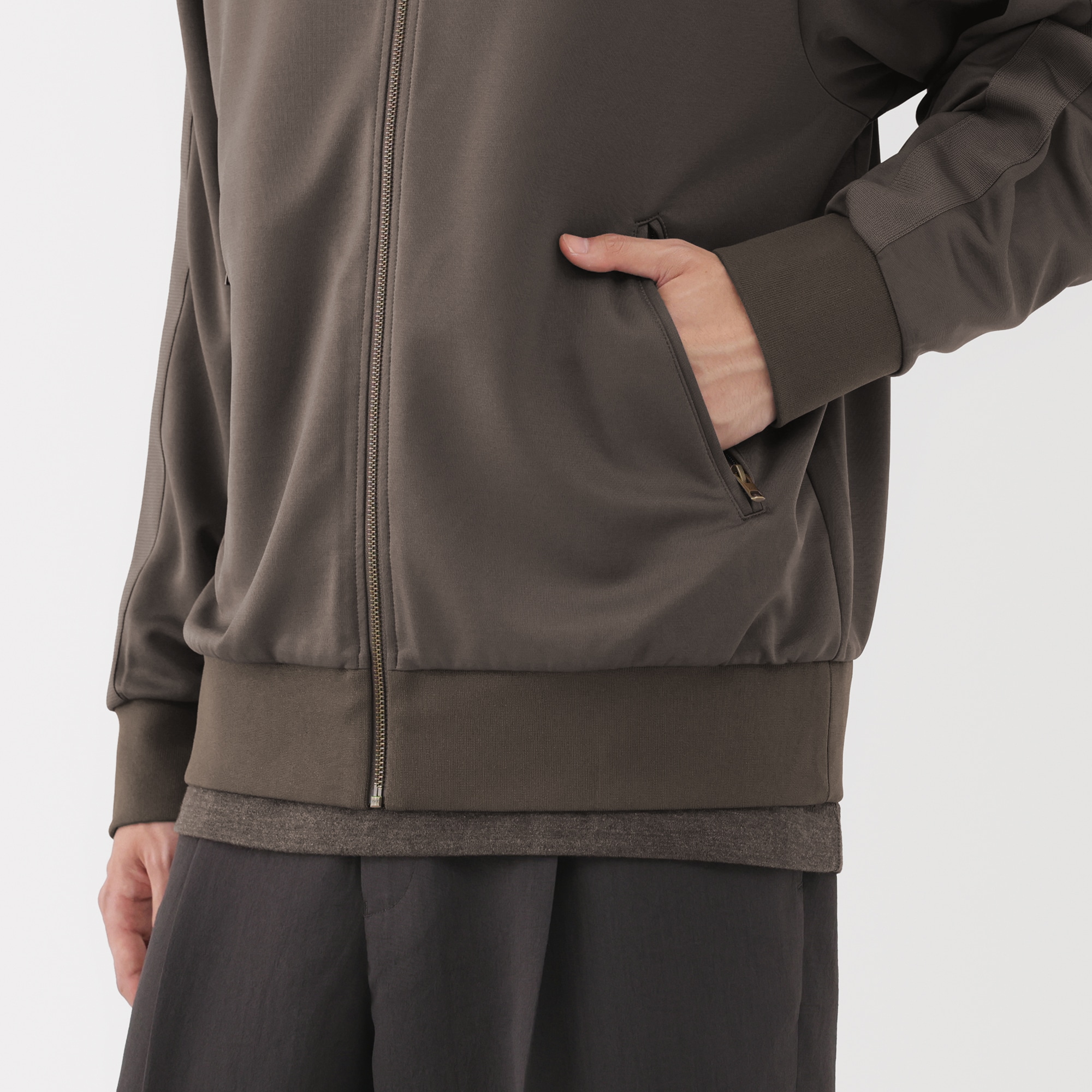 紳士　ユニフォーム素材で作ったトラックジャケット