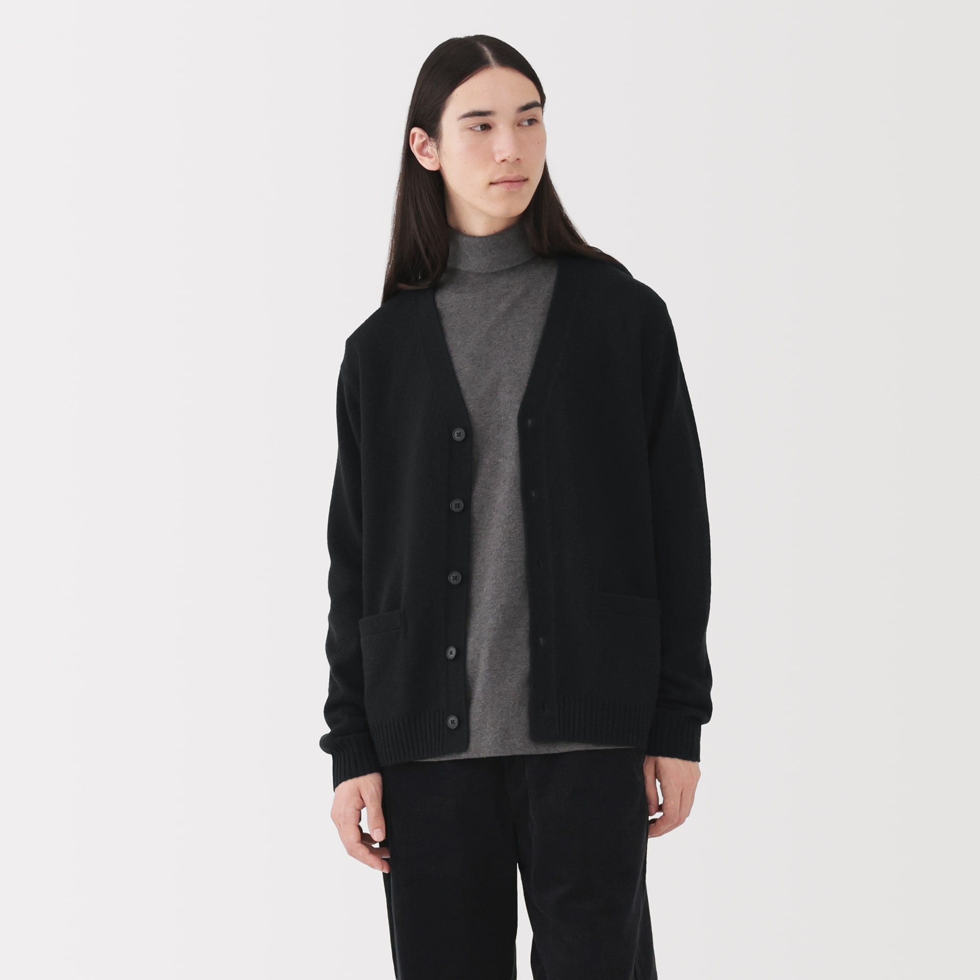 紳士 洗えるウールミドルゲージVネックカーディガン | 無印良品