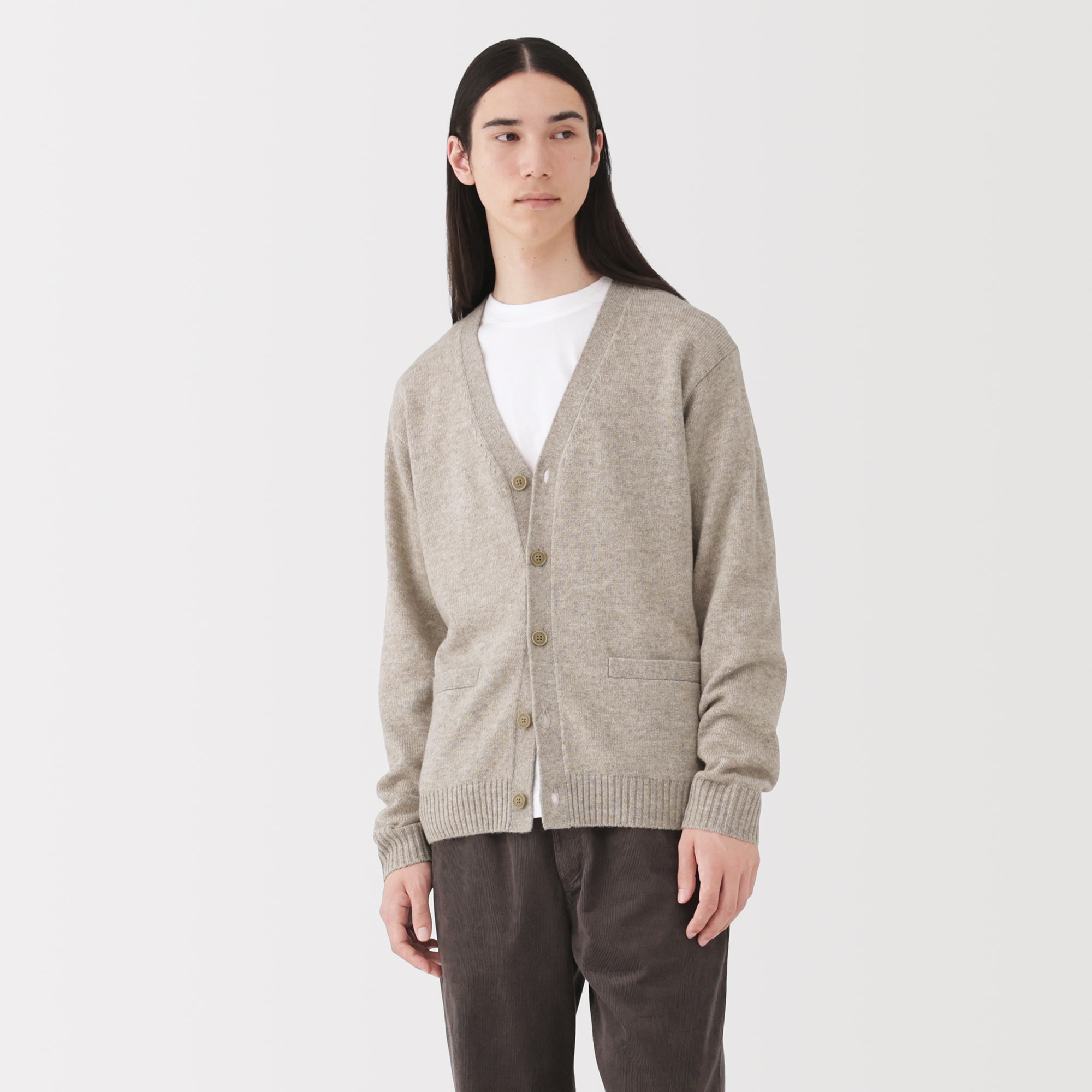 紳士 洗えるウールミドルゲージVネックカーディガン | 無印良品