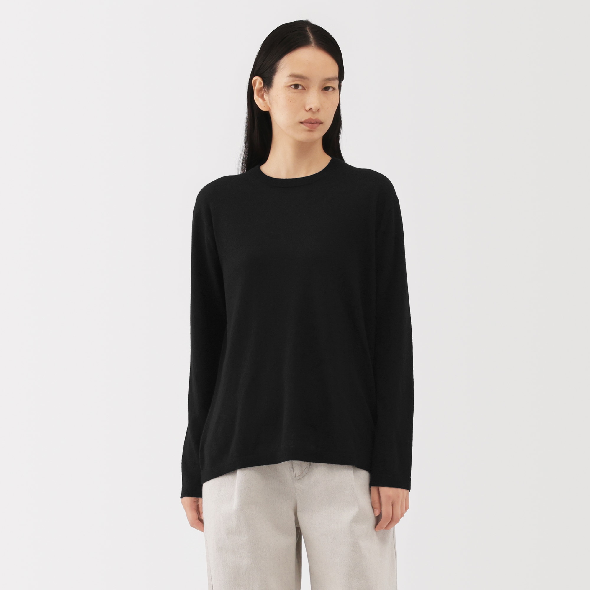 MUJI Labo 自然の色を生かして染色した　カシミヤクルーネックセーター S 婦人 自然の色を生かして染色した カシミヤクルーネックセーター