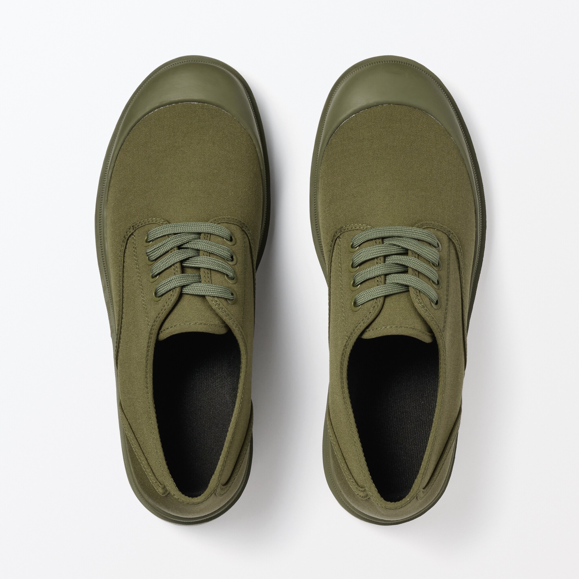 紳士　柔らかい中敷を使用した　撥水タンクソールシューズ