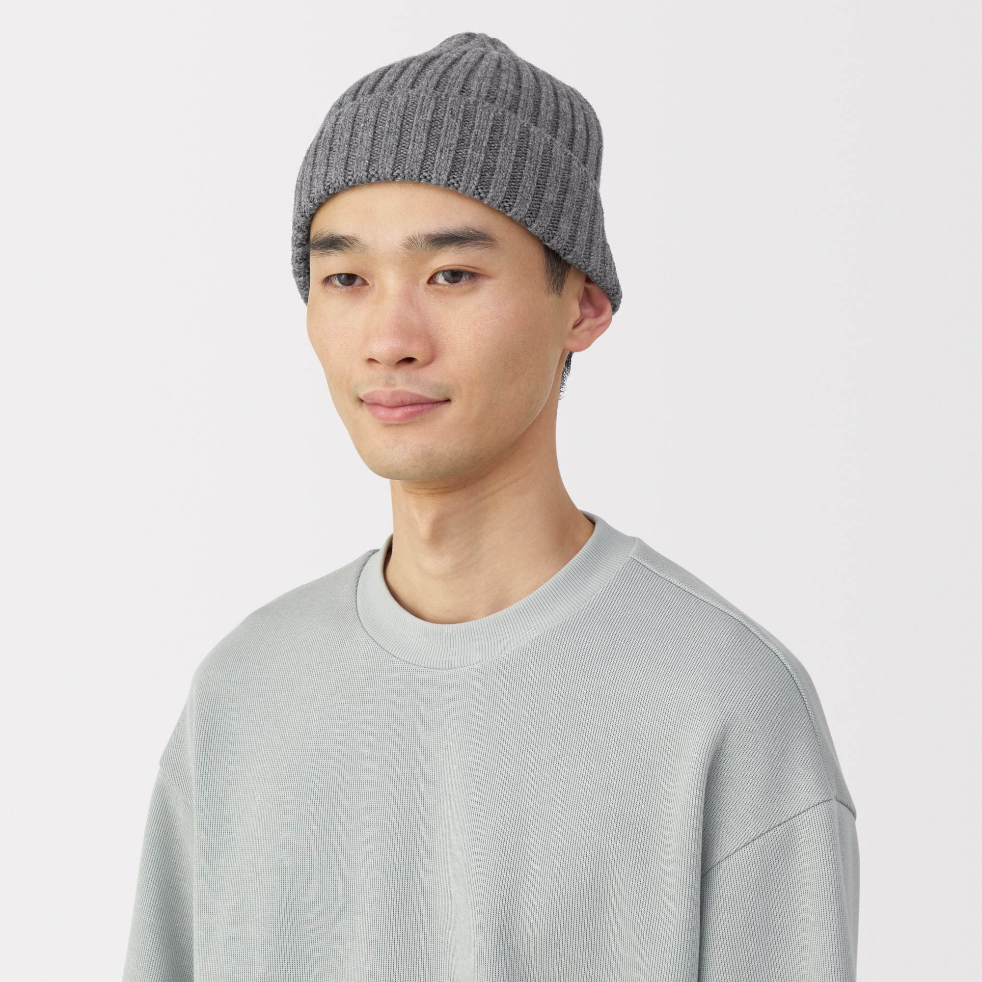 おでこのチクチクを抑えたメリノウール混　ワッチ