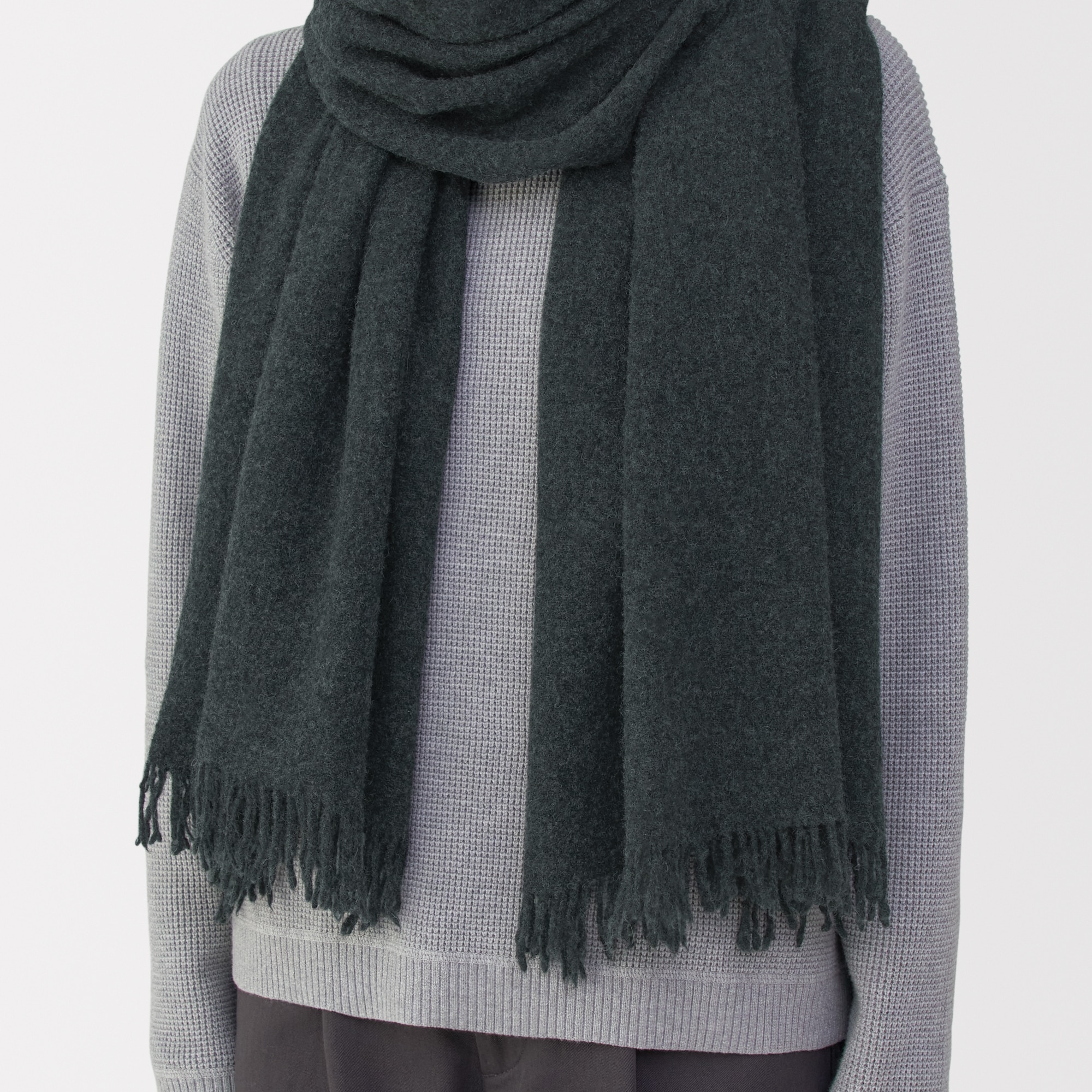 ふっくらウール　大判ストール（薄手）