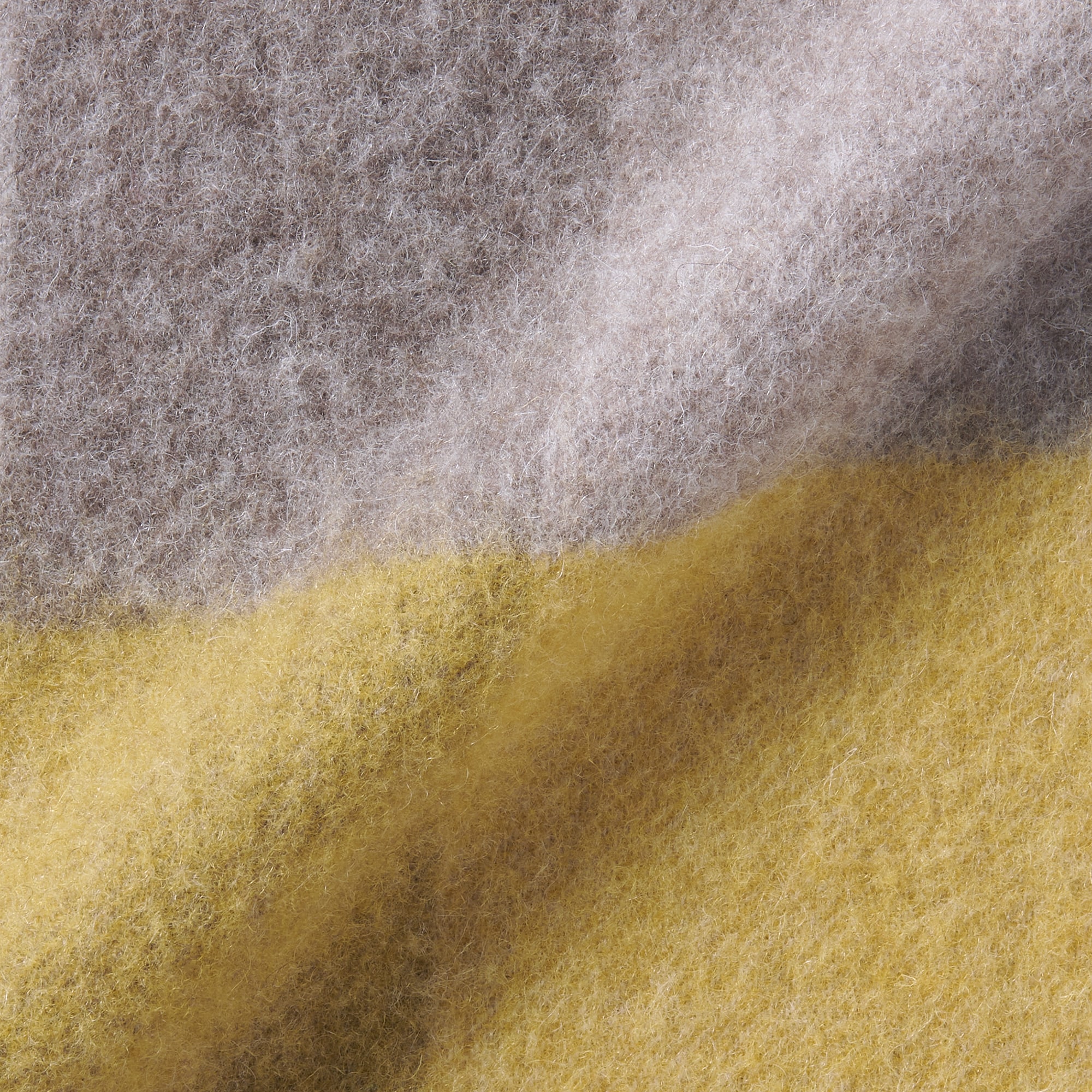 ふっくらウール　大判ストール（チェック）