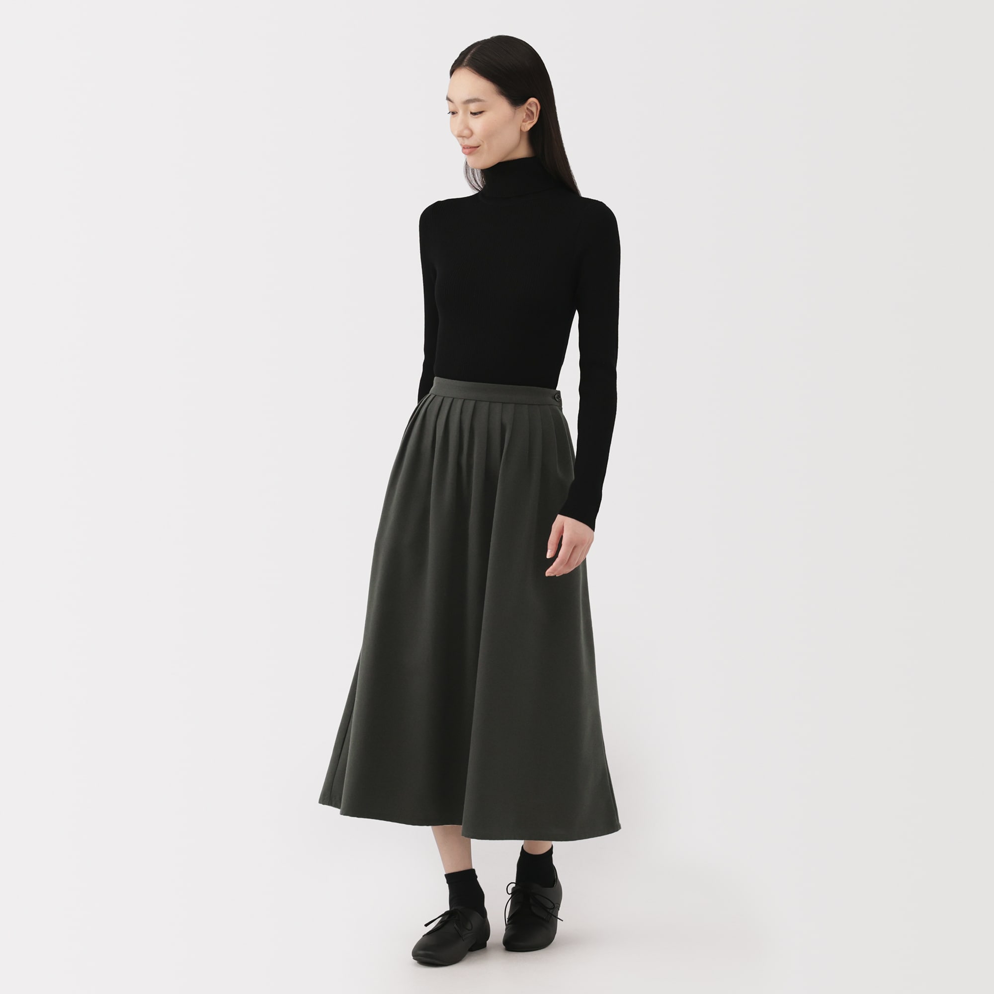 婦人　起毛タックスカート