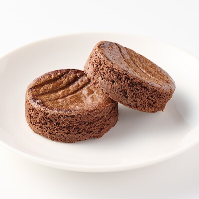 【１１月中旬発売予定】世界のお菓子　ショコラのガレットブルトンヌ　２個