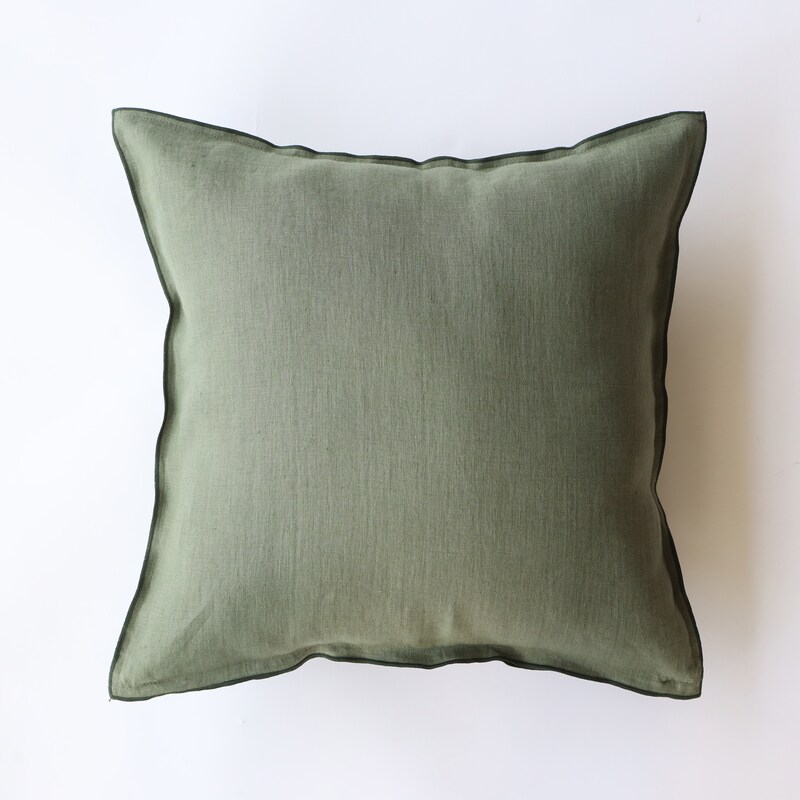 ［ＩＤＥＥ］ＡＩＲＹ　リネンクッションカバー　４５ｃｍ角　グリーン