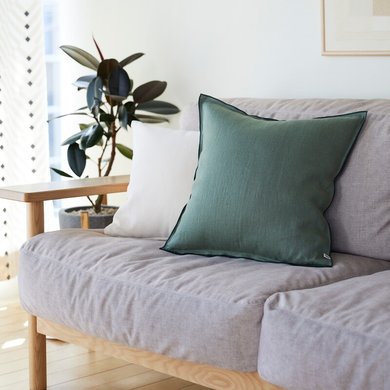 ［ＩＤＥＥ］ＡＩＲＹ　リネンクッションカバー　４５ｃｍ角　グリーン
