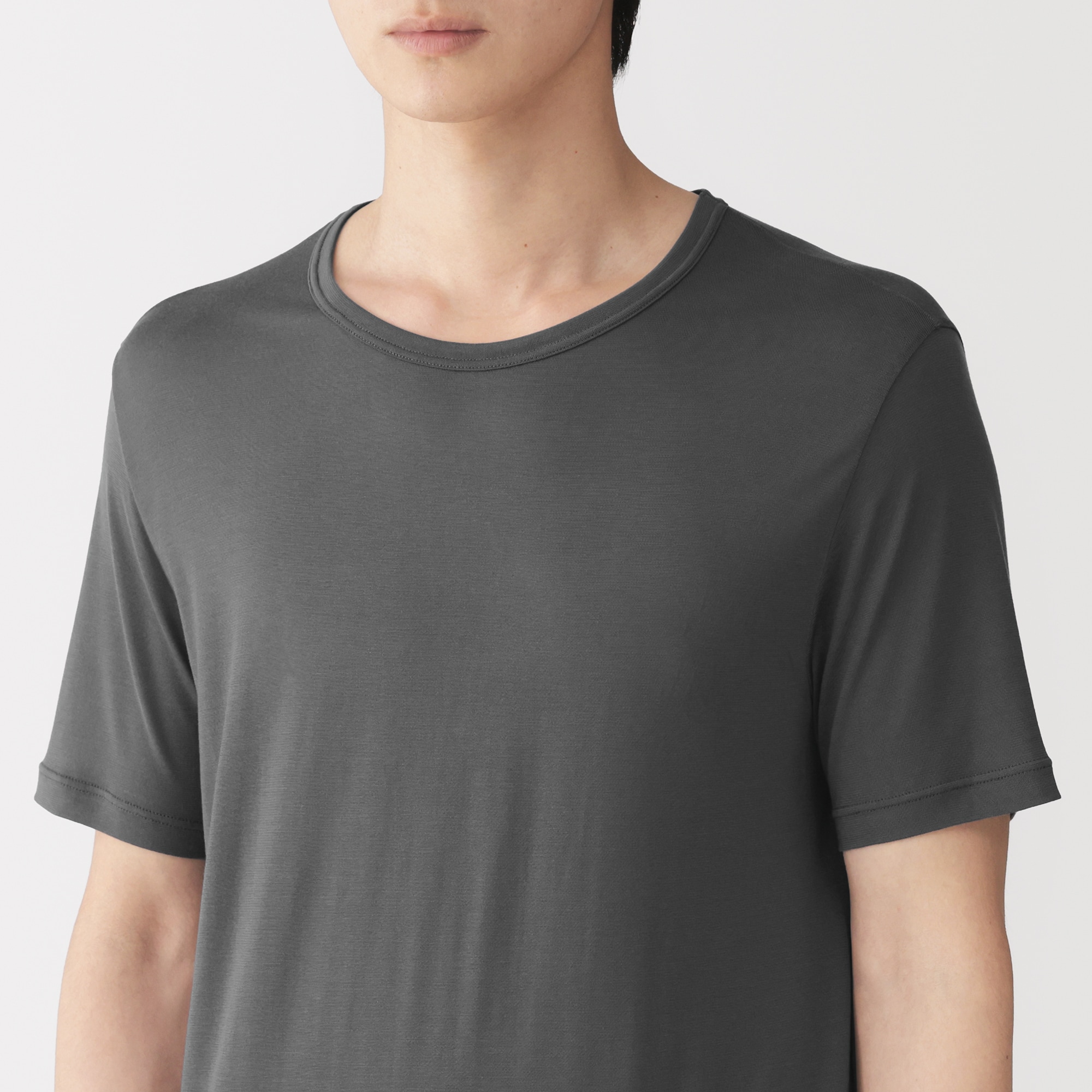 紳士　脇に縫い目のない　なめらか　クルーネック半袖Ｔシャツ