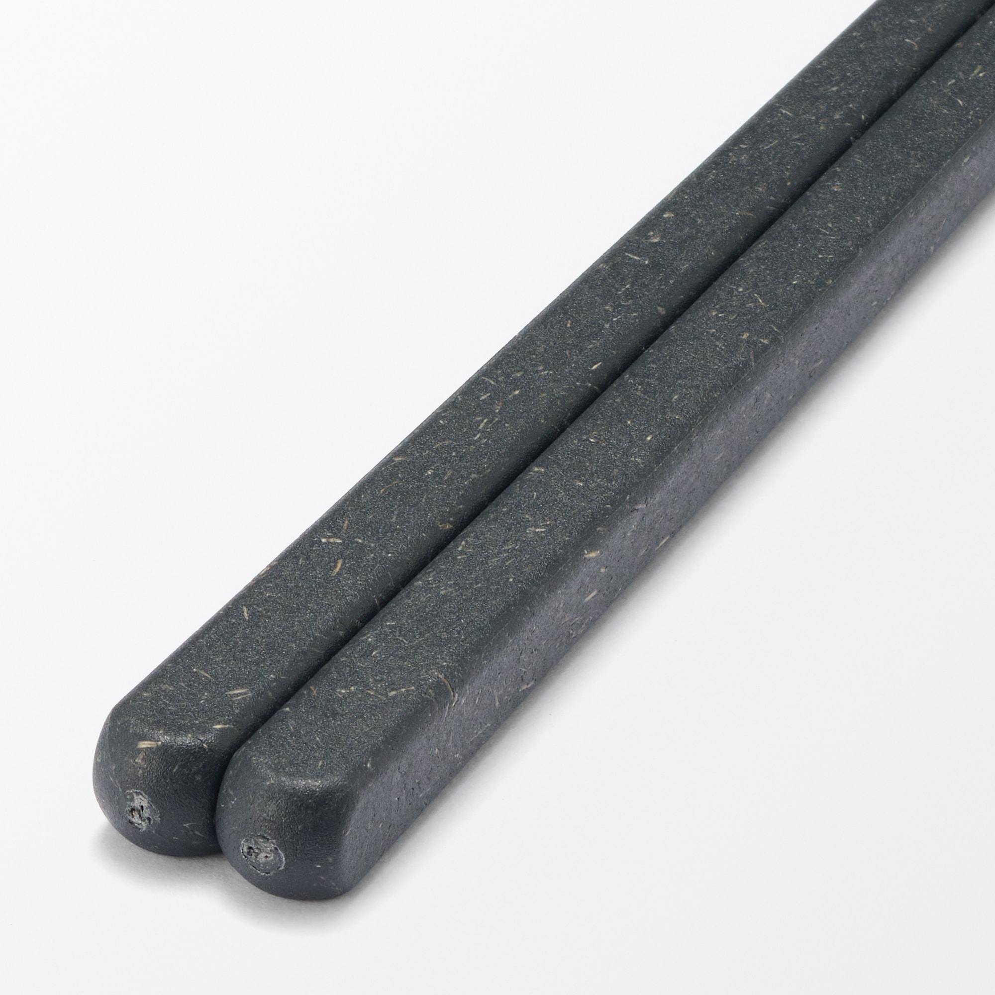 ヤシの端材を使った　箸