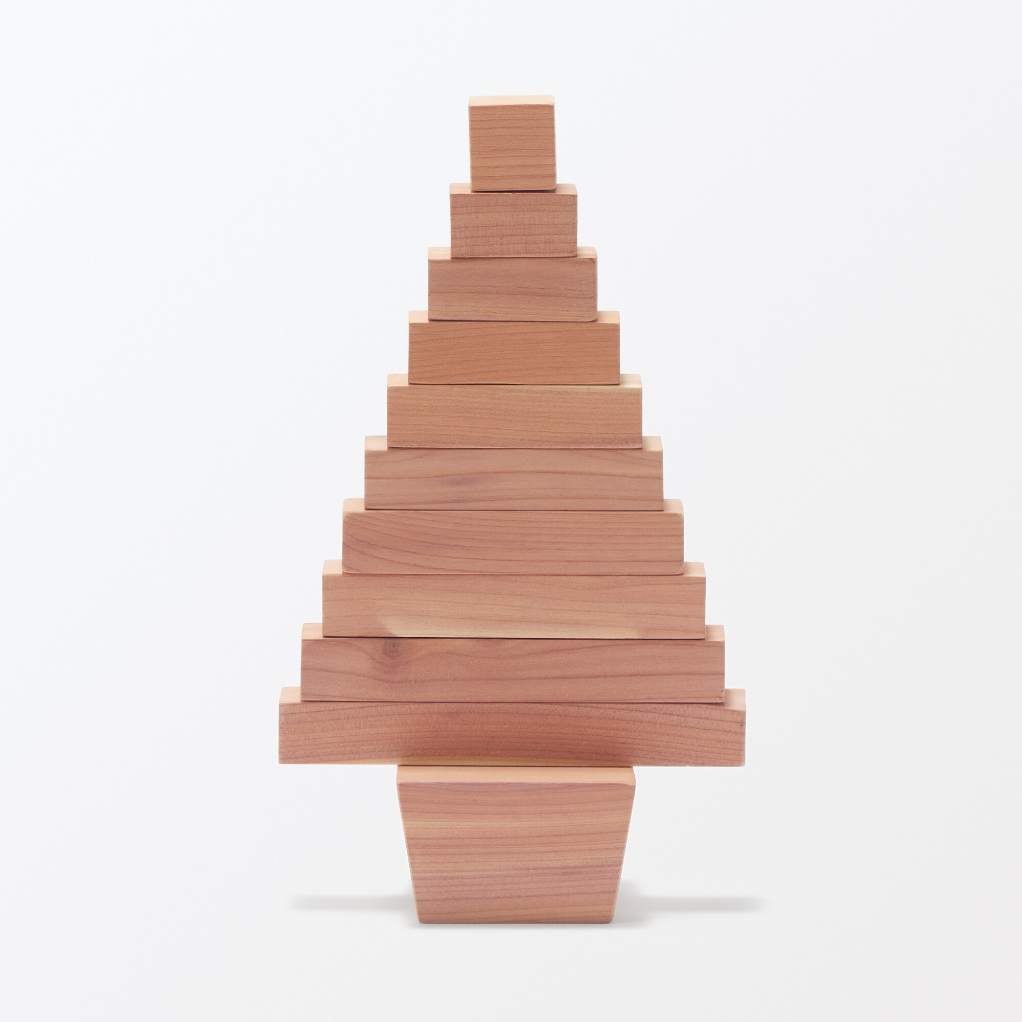 形が変えられるレッドシダーツリー 小 | 無印良品