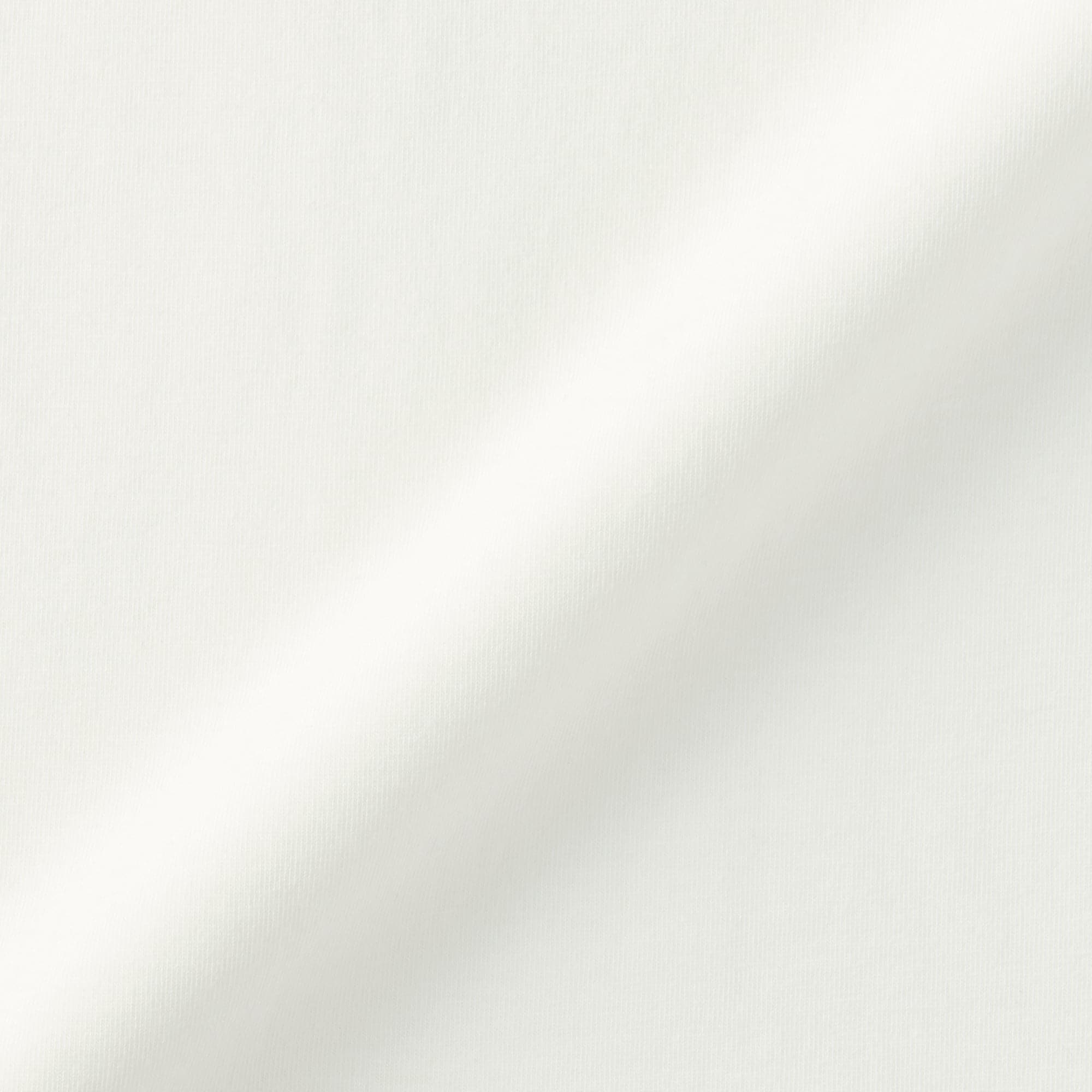 婦人　胸のボリュームをおさえるブラタンクトップ