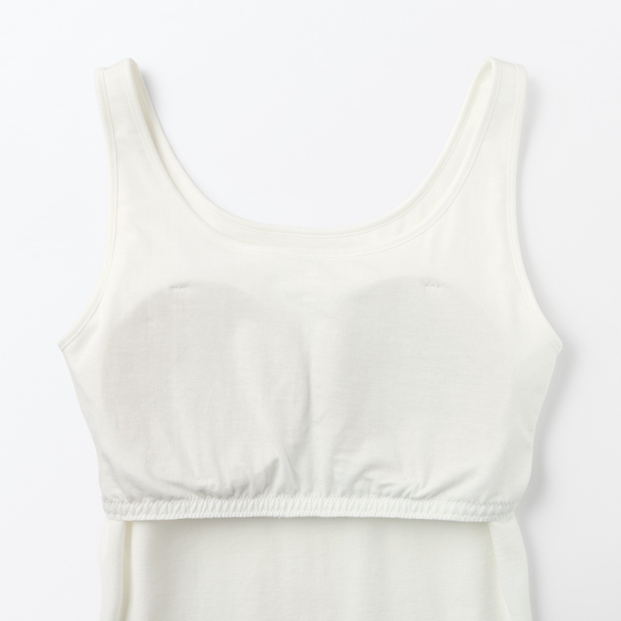 婦人　胸のボリュームをおさえるブラタンクトップ