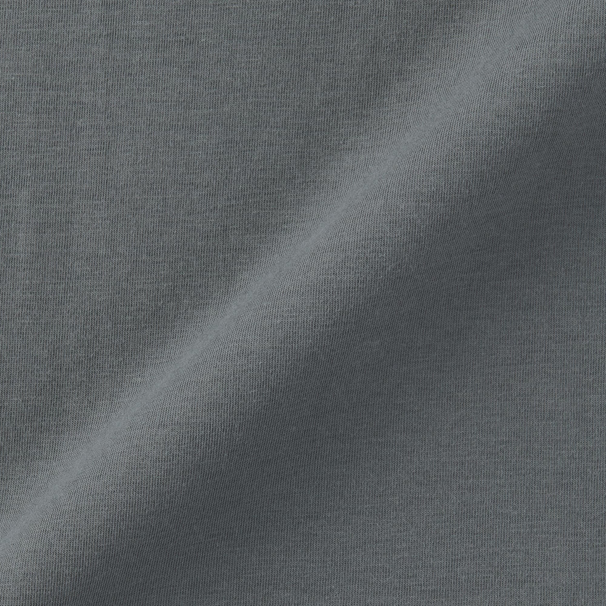 婦人　胸のボリュームをおさえるブラタンクトップ