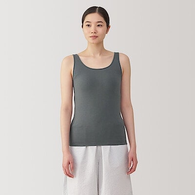 婦人　胸のボリュームをおさえるブラタンクトップ