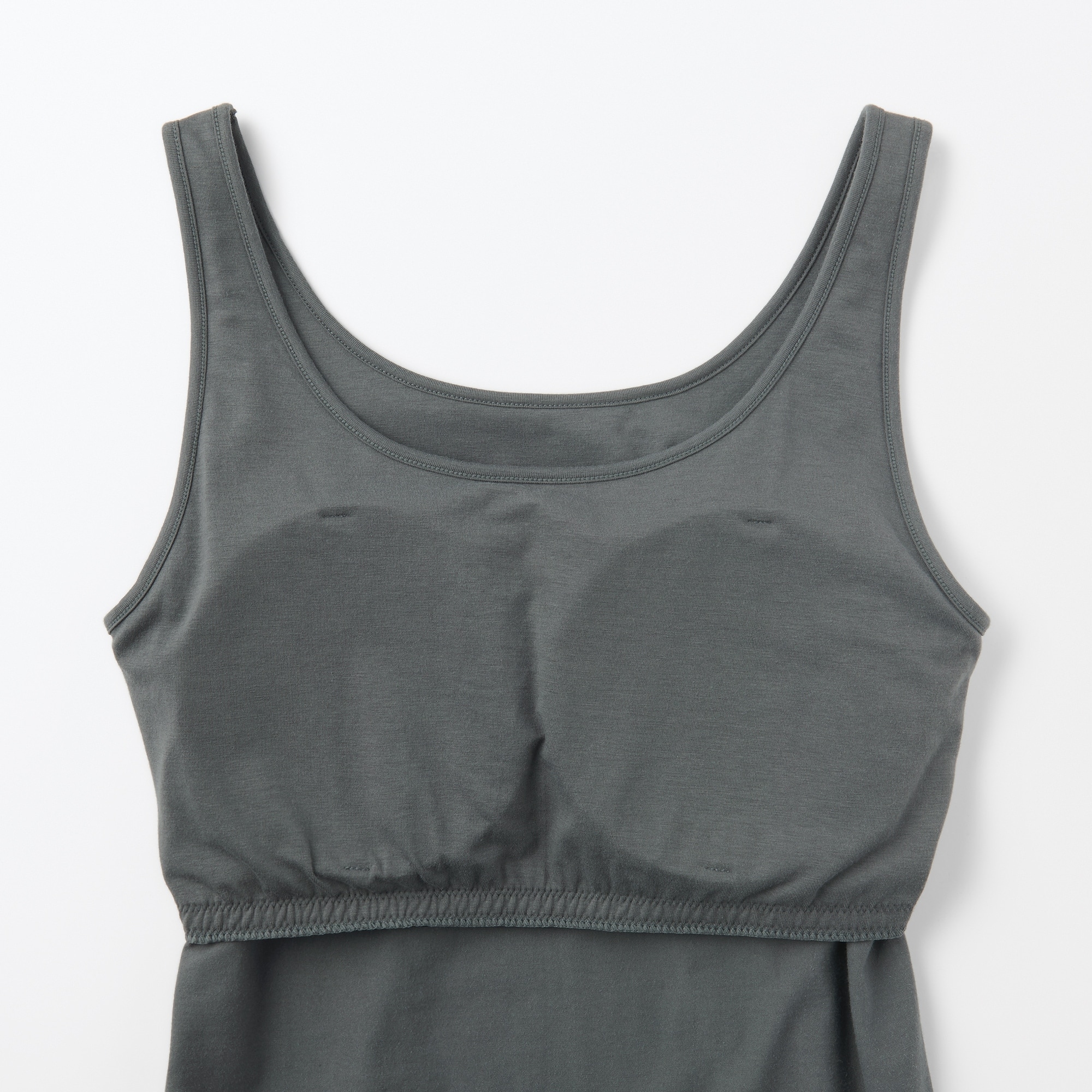 婦人　胸のボリュームをおさえるブラタンクトップ