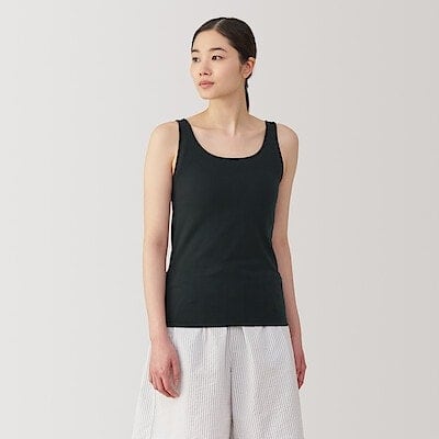 婦人　胸のボリュームをおさえるブラタンクトップ（2025年仕様）