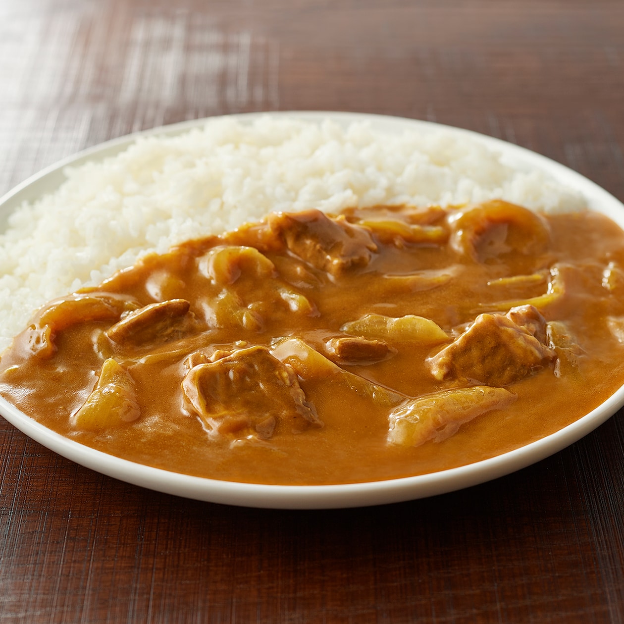 和出汁と牛肉の大盛りカレー