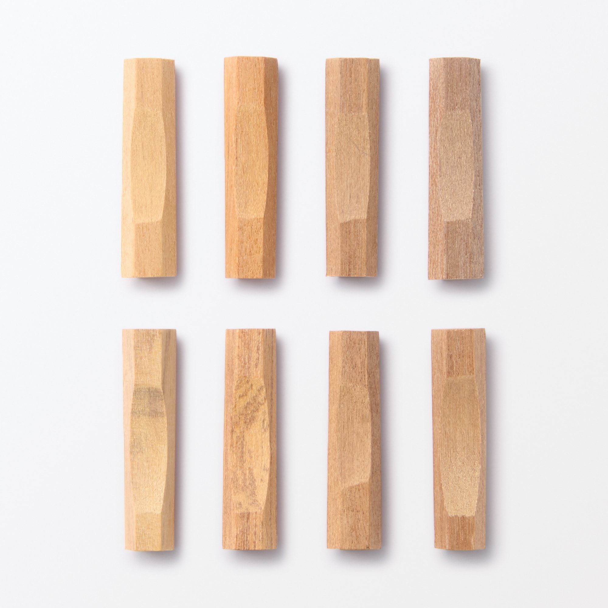 箸の端材をつかった　箸置き