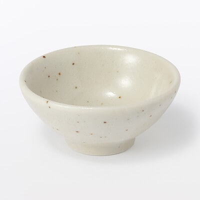 美濃焼　盃／平型　約直径７．５ｃｍ