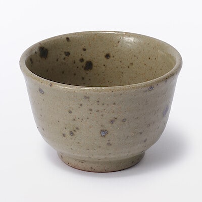 美濃焼　盃／ぐい呑み　約直径６．５ｃｍ