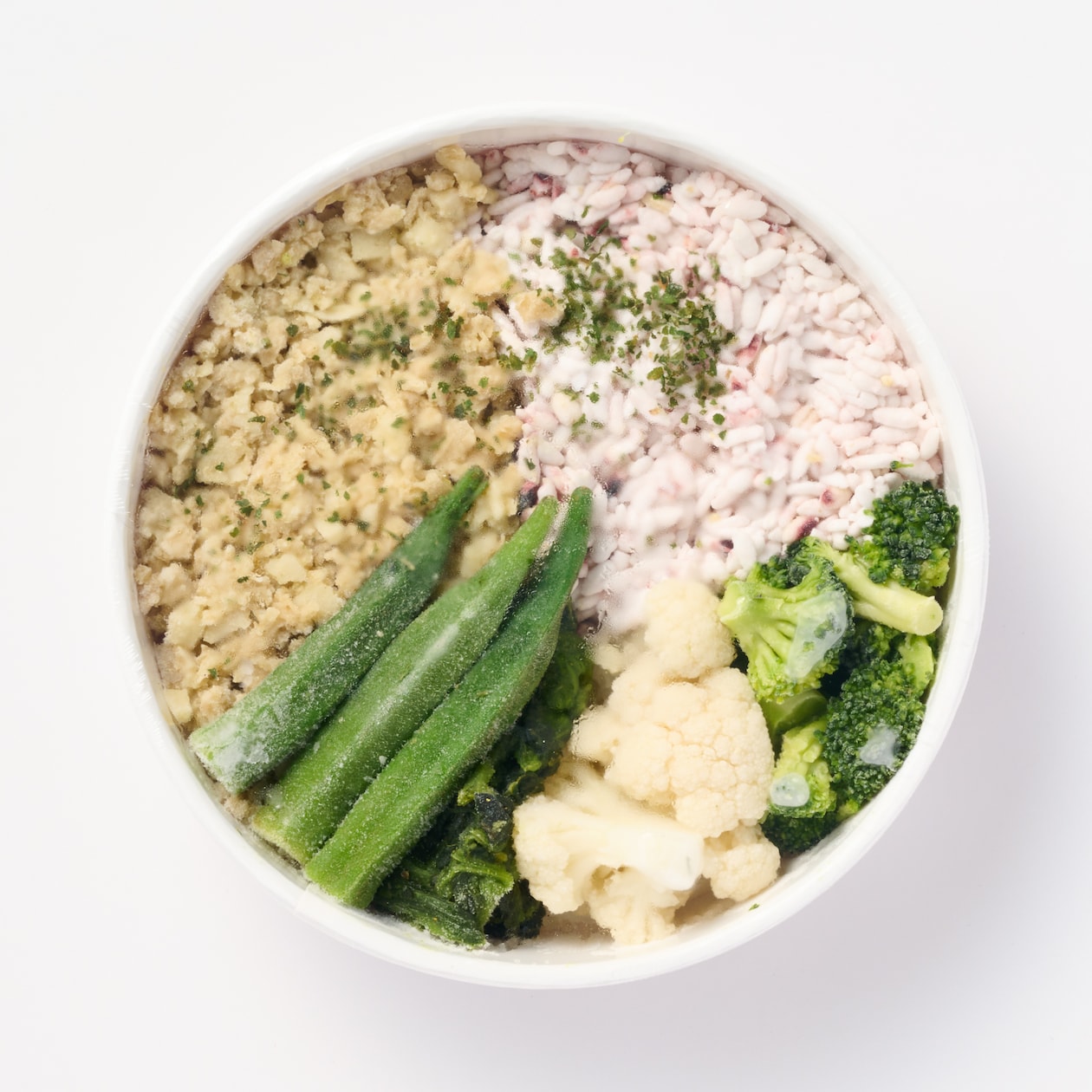 １／３日分の野菜を使った雑穀ごはん　スパイシーグリーンサラダ