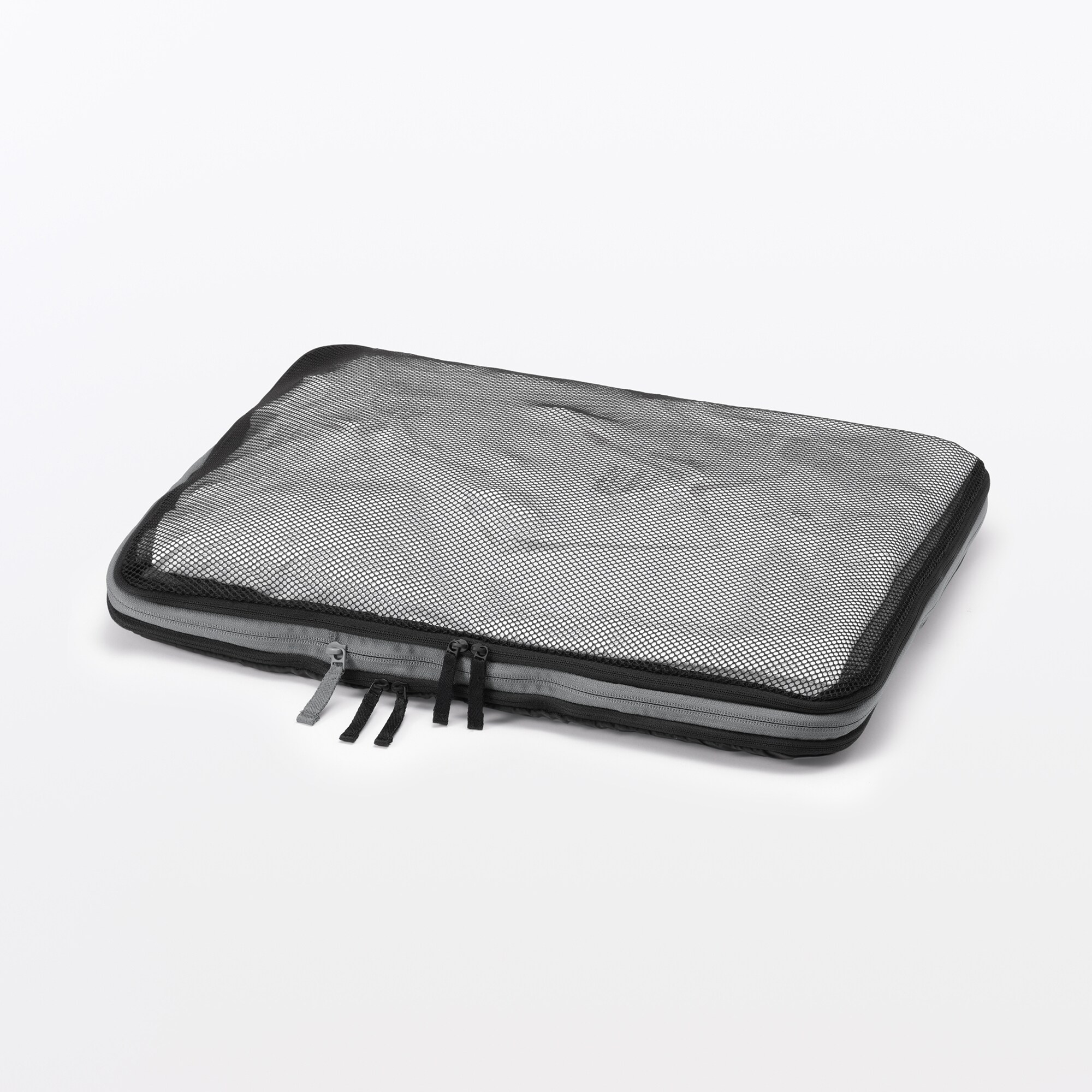 再生ポリエステル仕分けケース圧縮タイプ