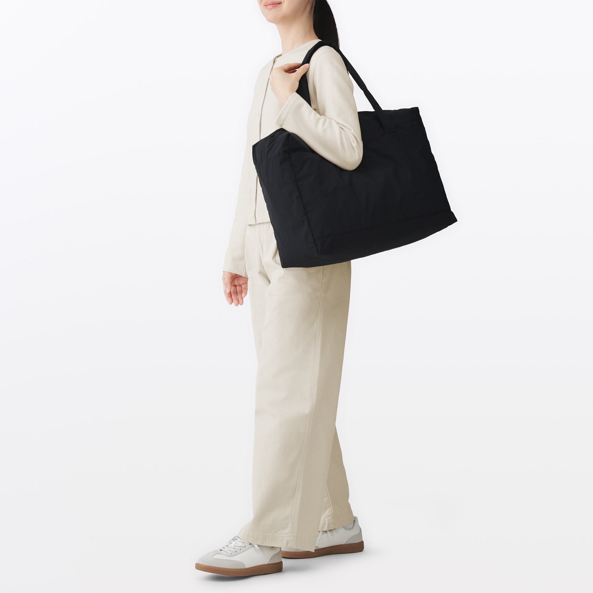 再生ナイロンたためるボストンバッグ