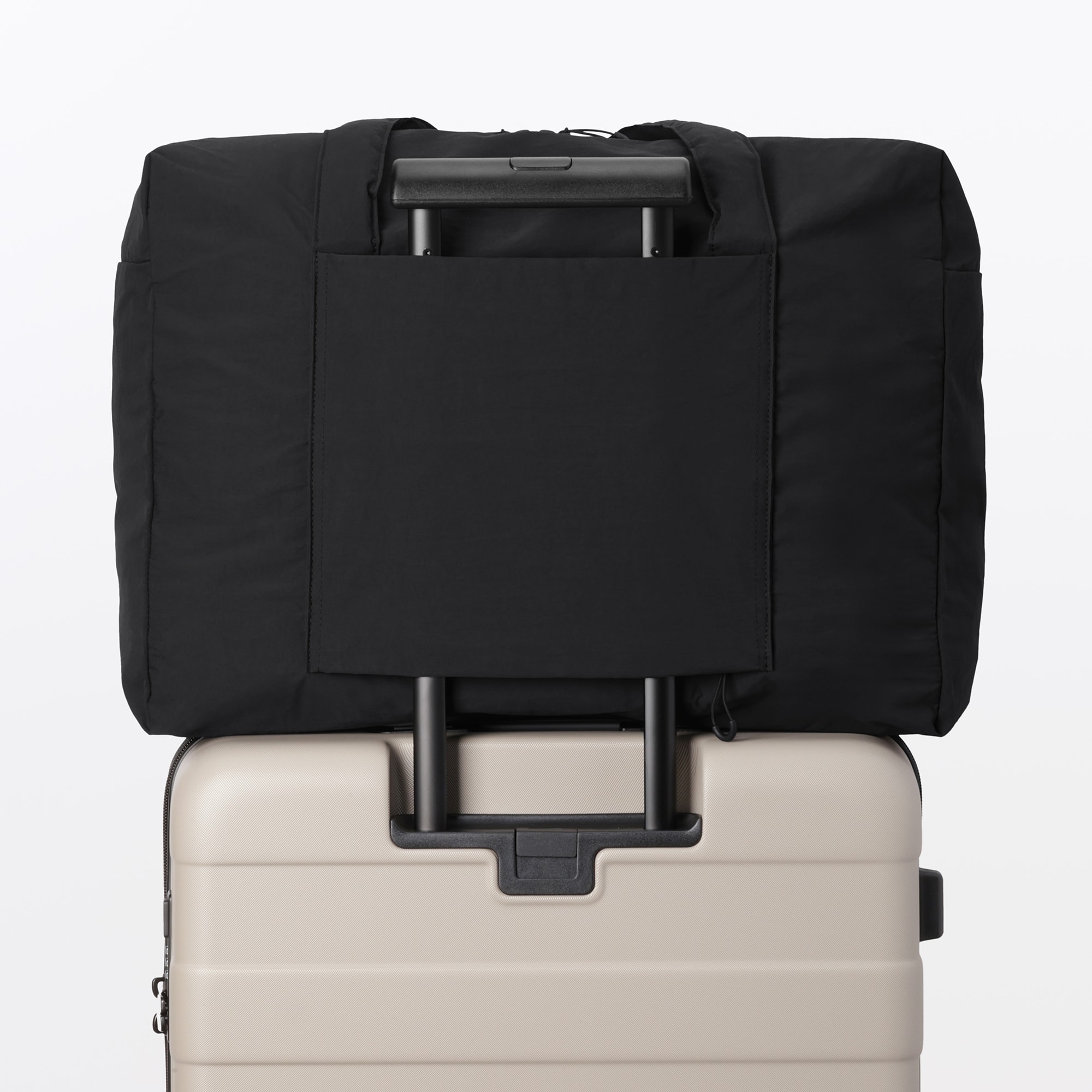 再生ナイロンたためるボストンバッグ