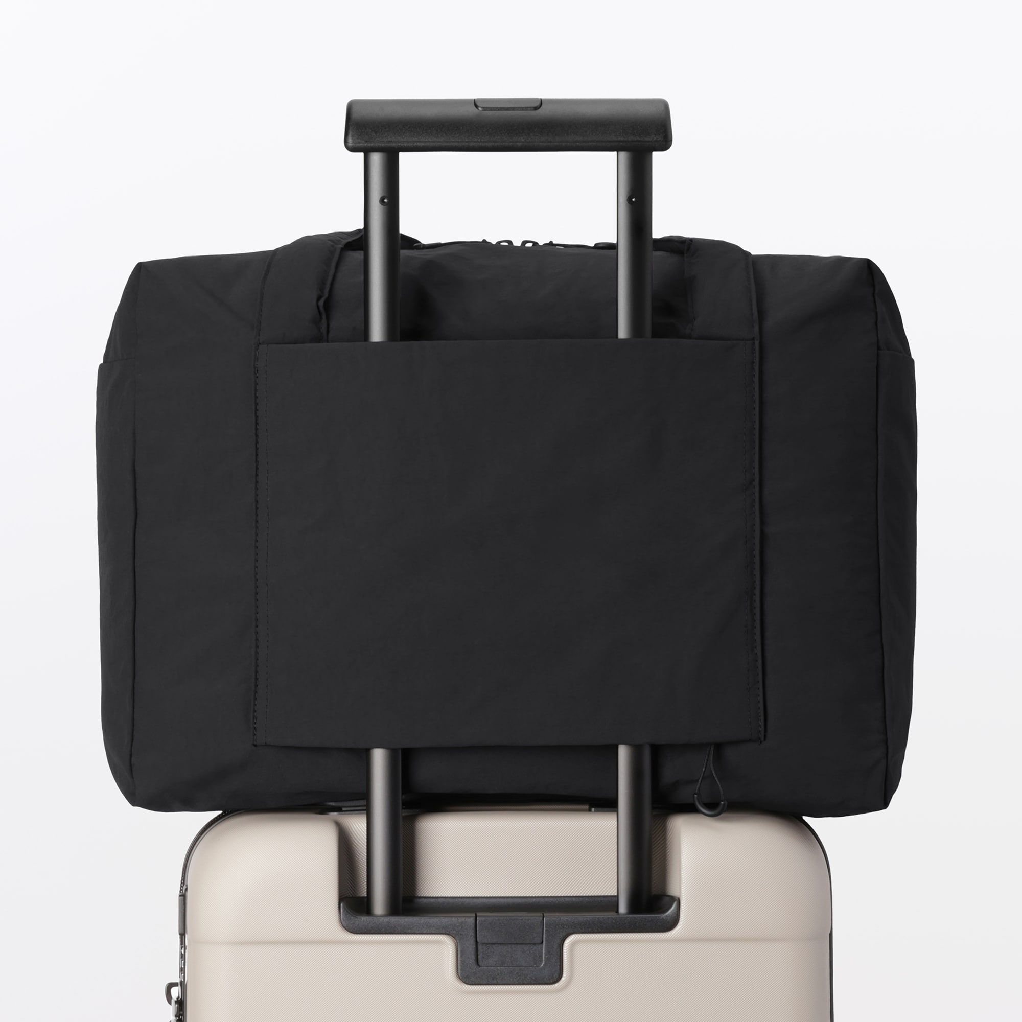 再生ナイロンたためるボストンバッグ