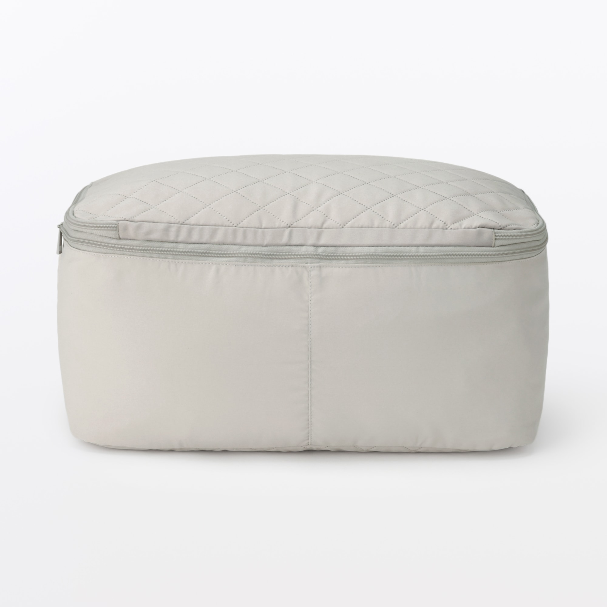 高さが変えられるふとん収納袋