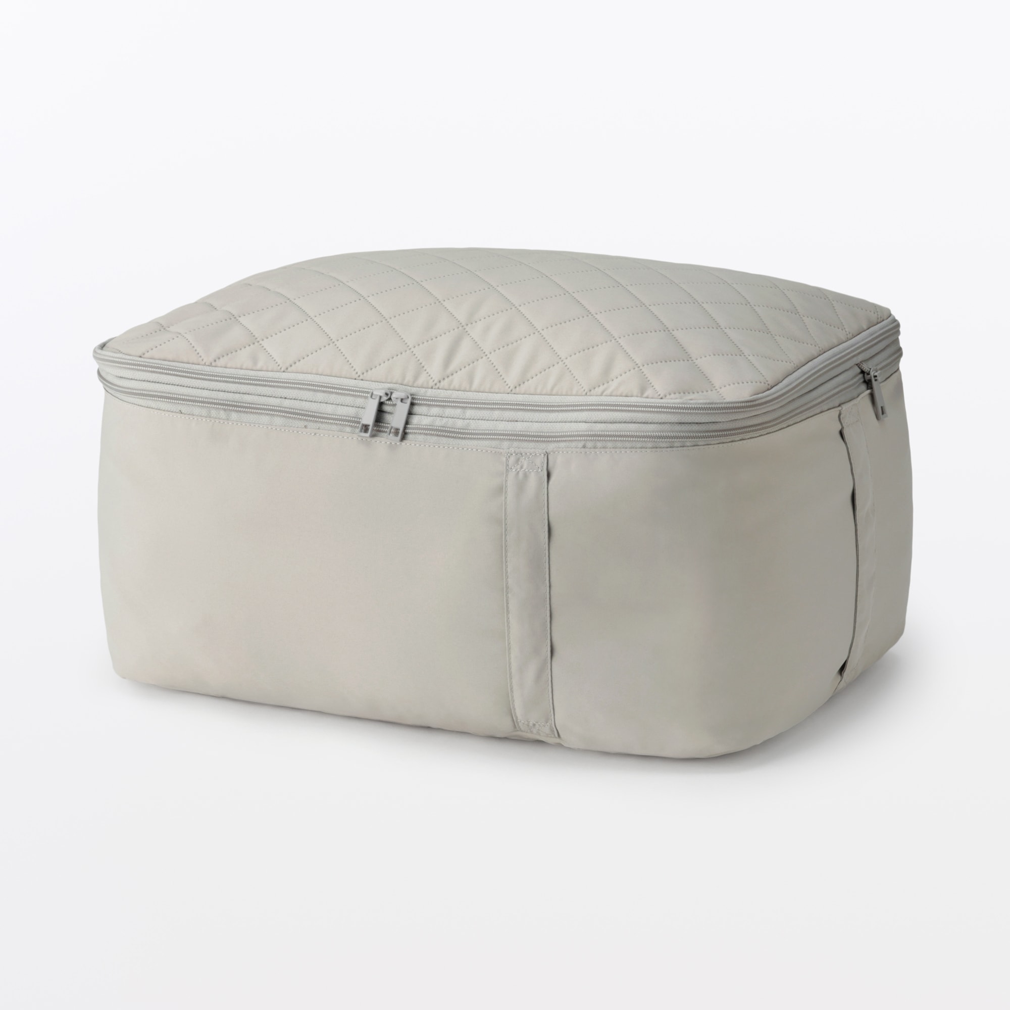 高さが変えられるふとん収納袋