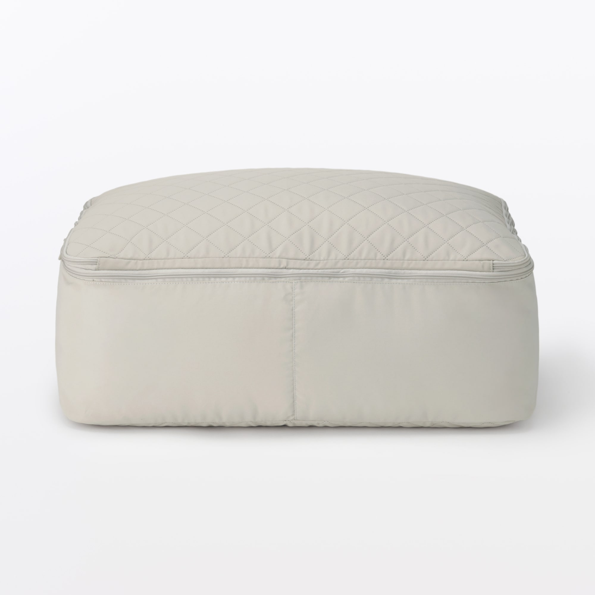 高さが変えられるふとん収納袋