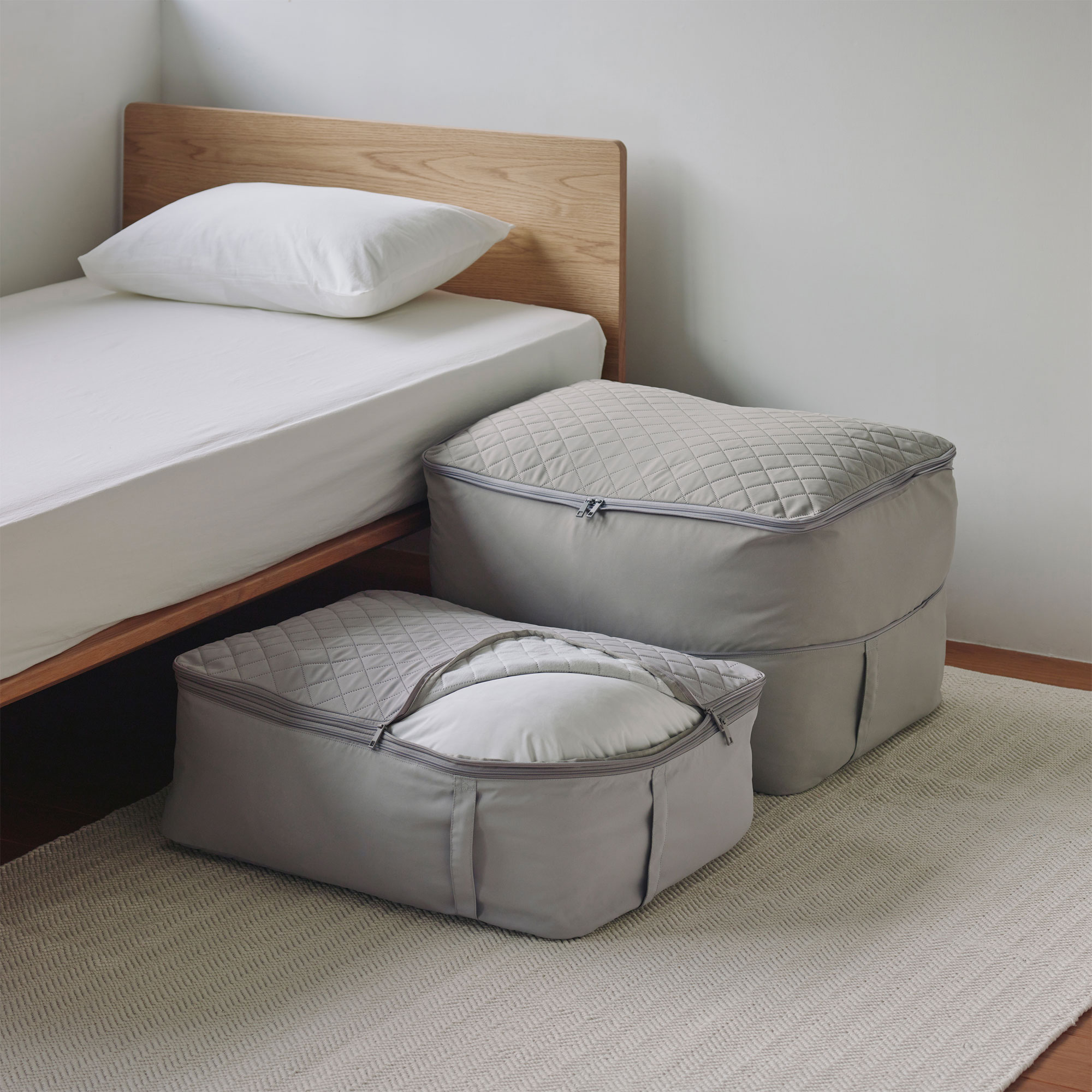 高さが変えられるふとん収納袋 | 無印良品