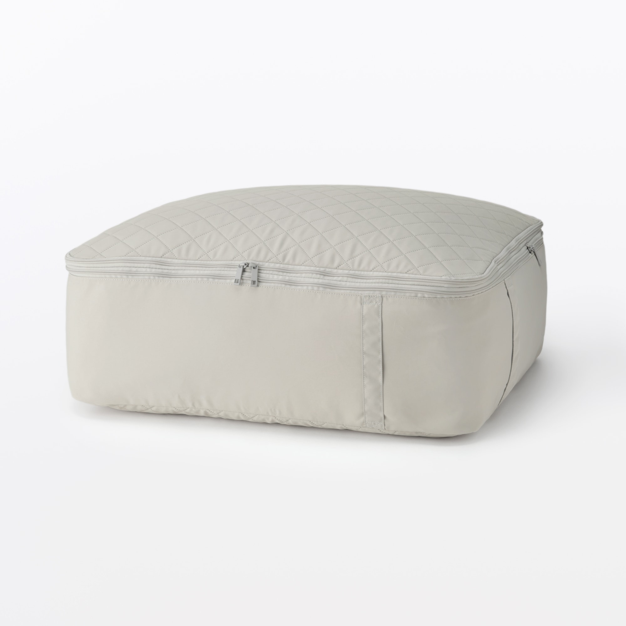 高さが変えられるふとん収納袋