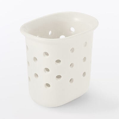 【３月上旬発売予定】磁器　ぬか床用　水取り器　約幅６．５×奥行５×高さ６．５ｃｍ