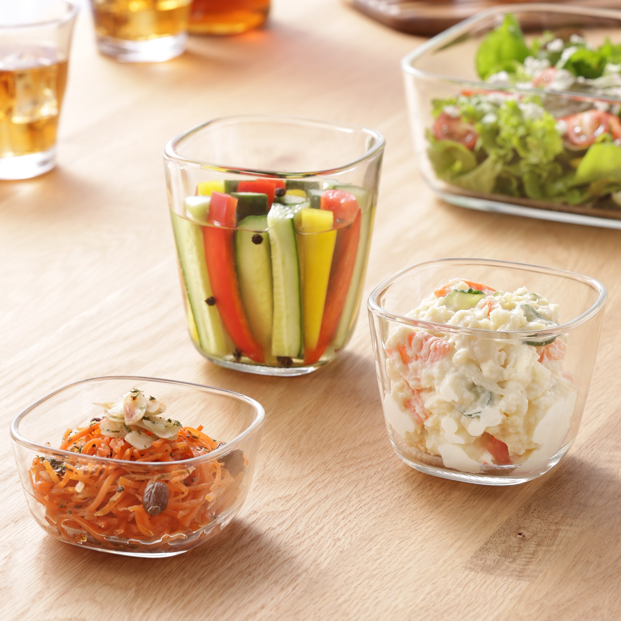 蓋をしたままレンジで使える　耐熱ガラス容器　小鉢型／中