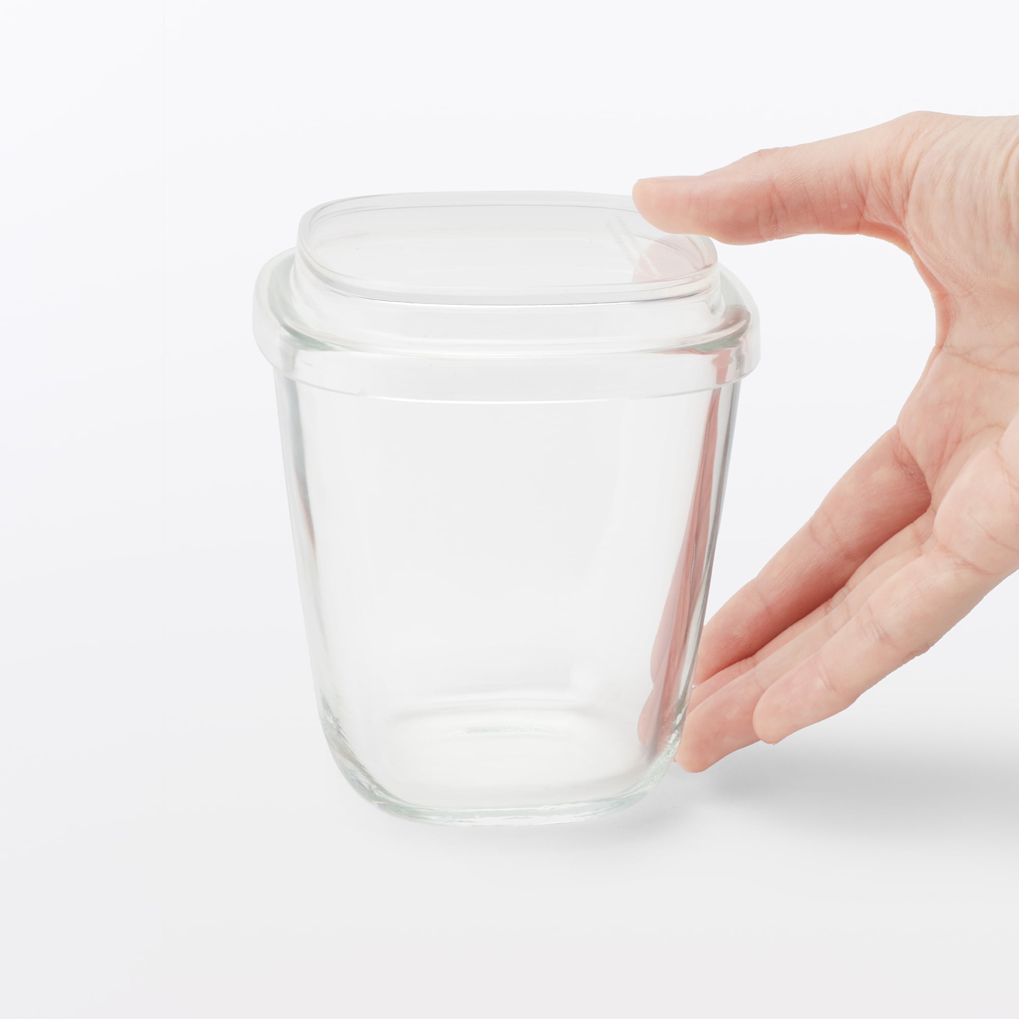 蓋をしたままレンジで使える　耐熱ガラス容器　小鉢型／大